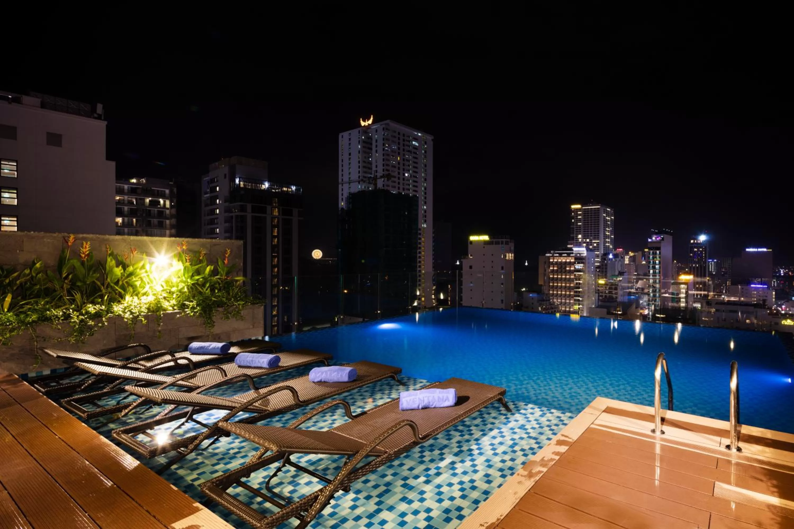Swimming pool in VENTANA NHA TRANG HOTEL