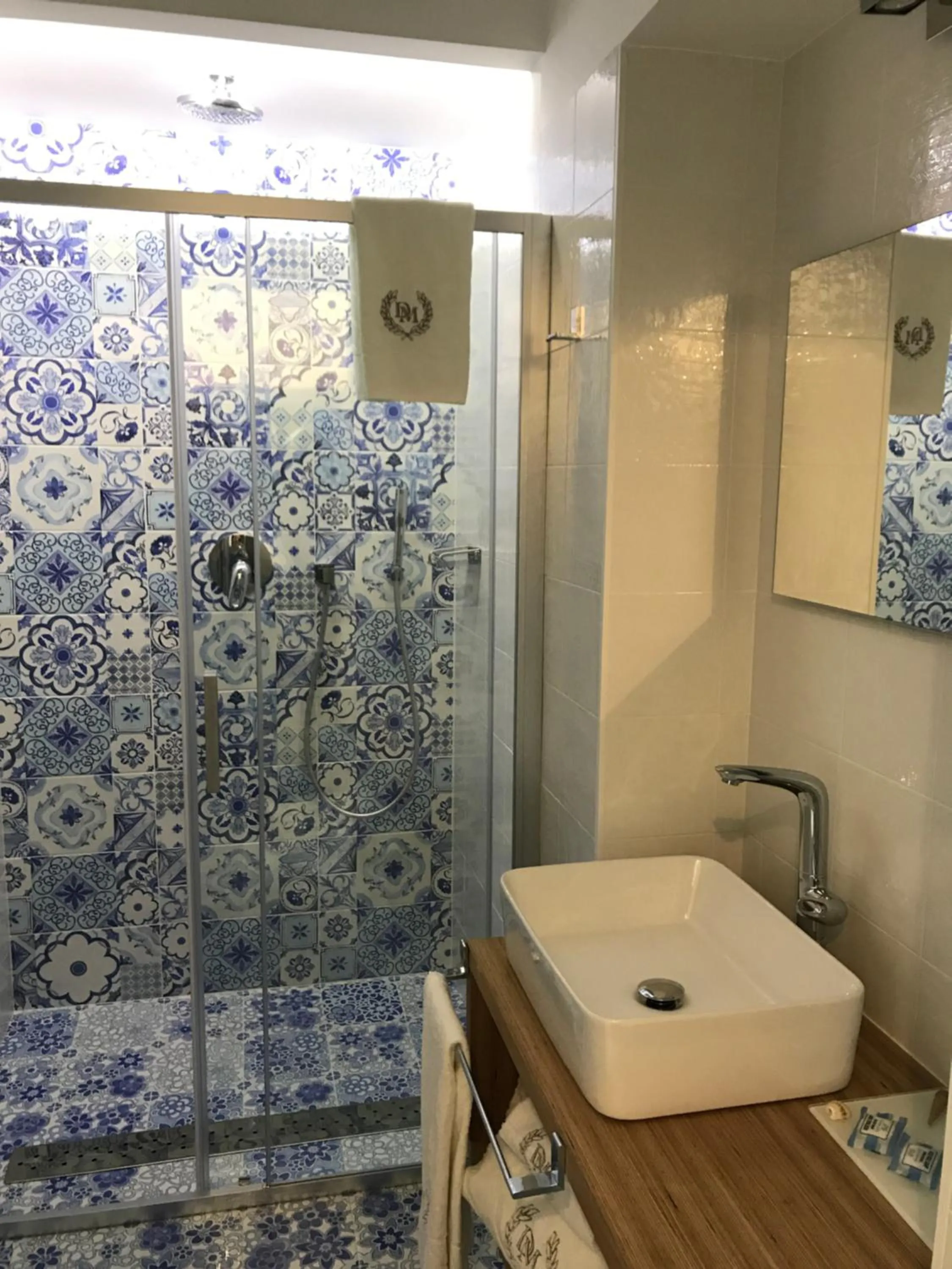 Shower in Domus Maris Relais Boutique Hotel