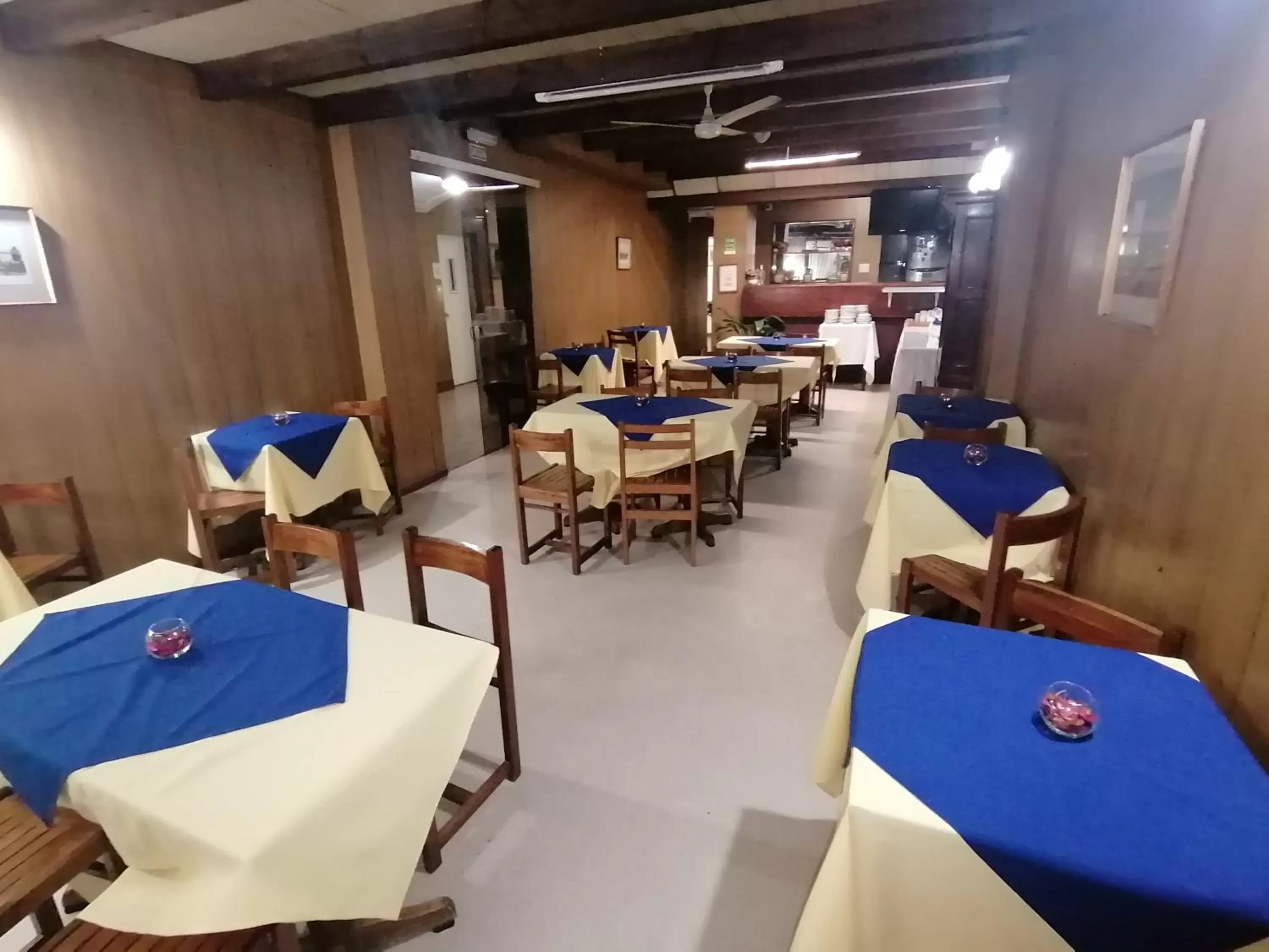 Restaurant/Places to Eat in Hotel Richmond