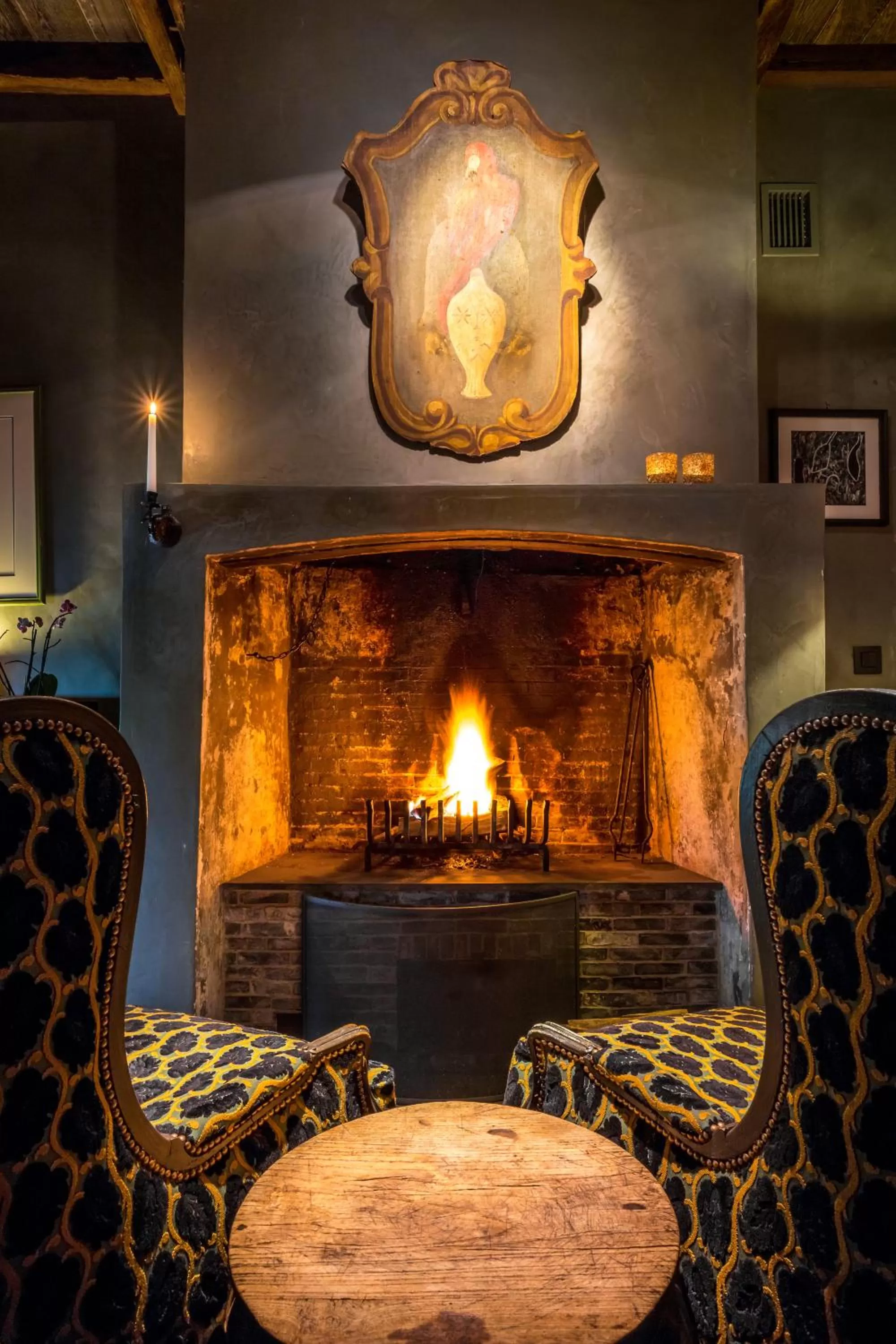 Seating area in B&B Canal Deluxe