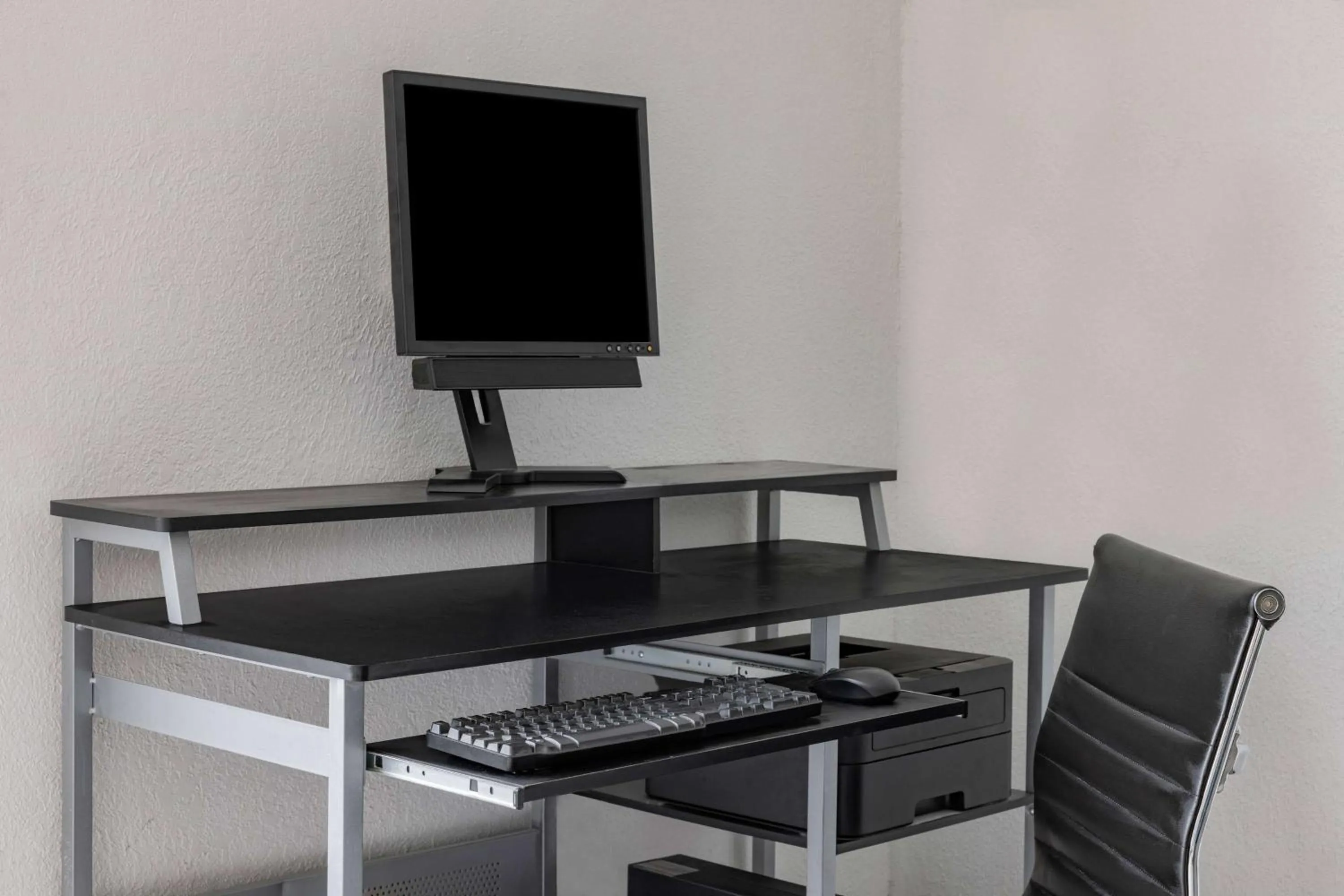 Business facilities in Super 8 by Wyndham Pensacola