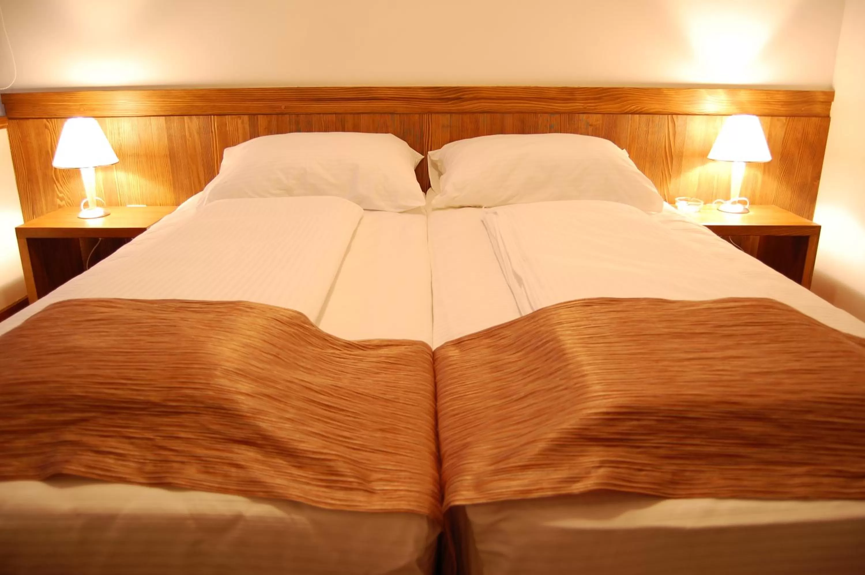 Bed in Garni Hotel Konak