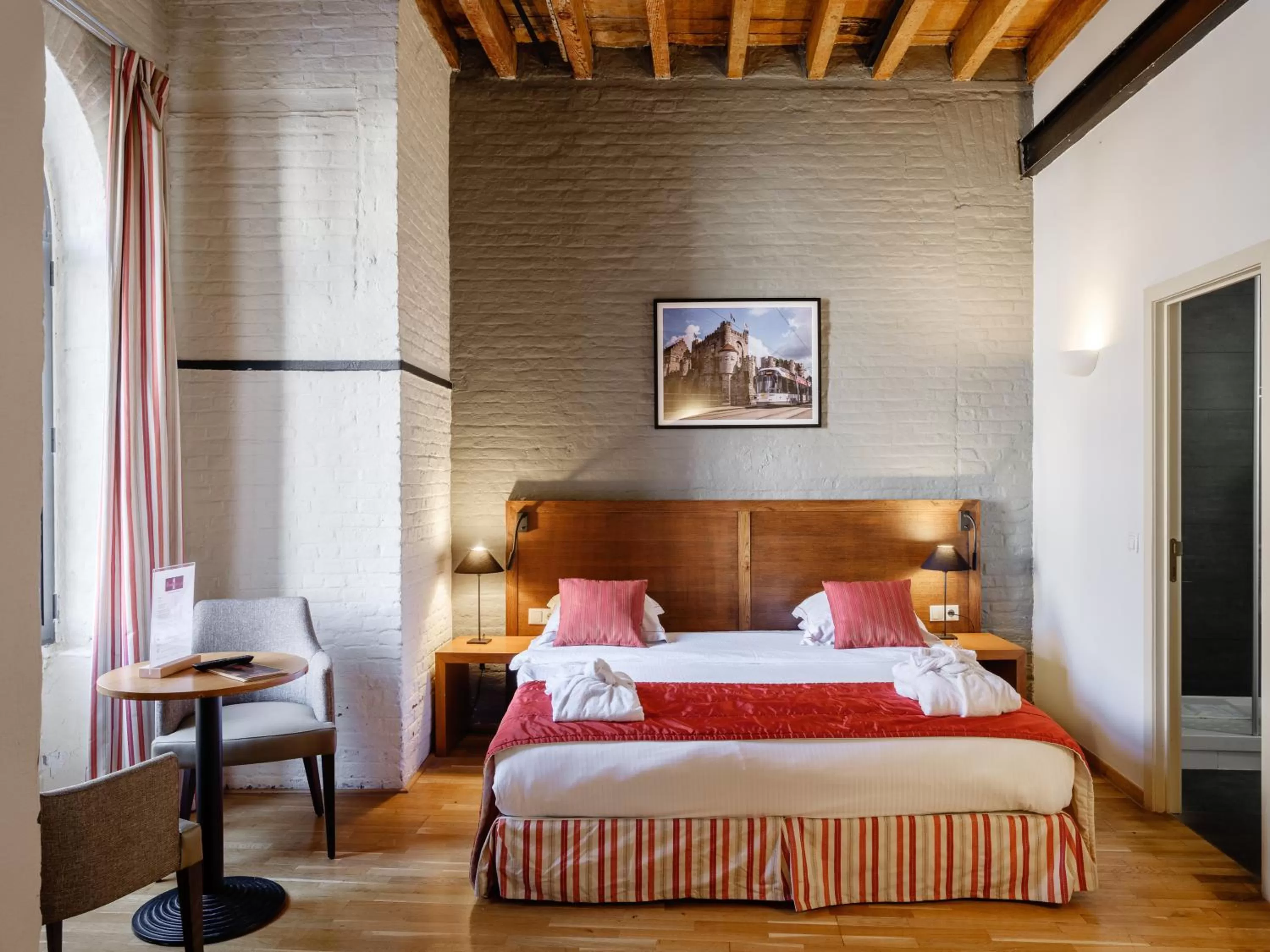 Bedroom, Bed in Ghent River Hotel