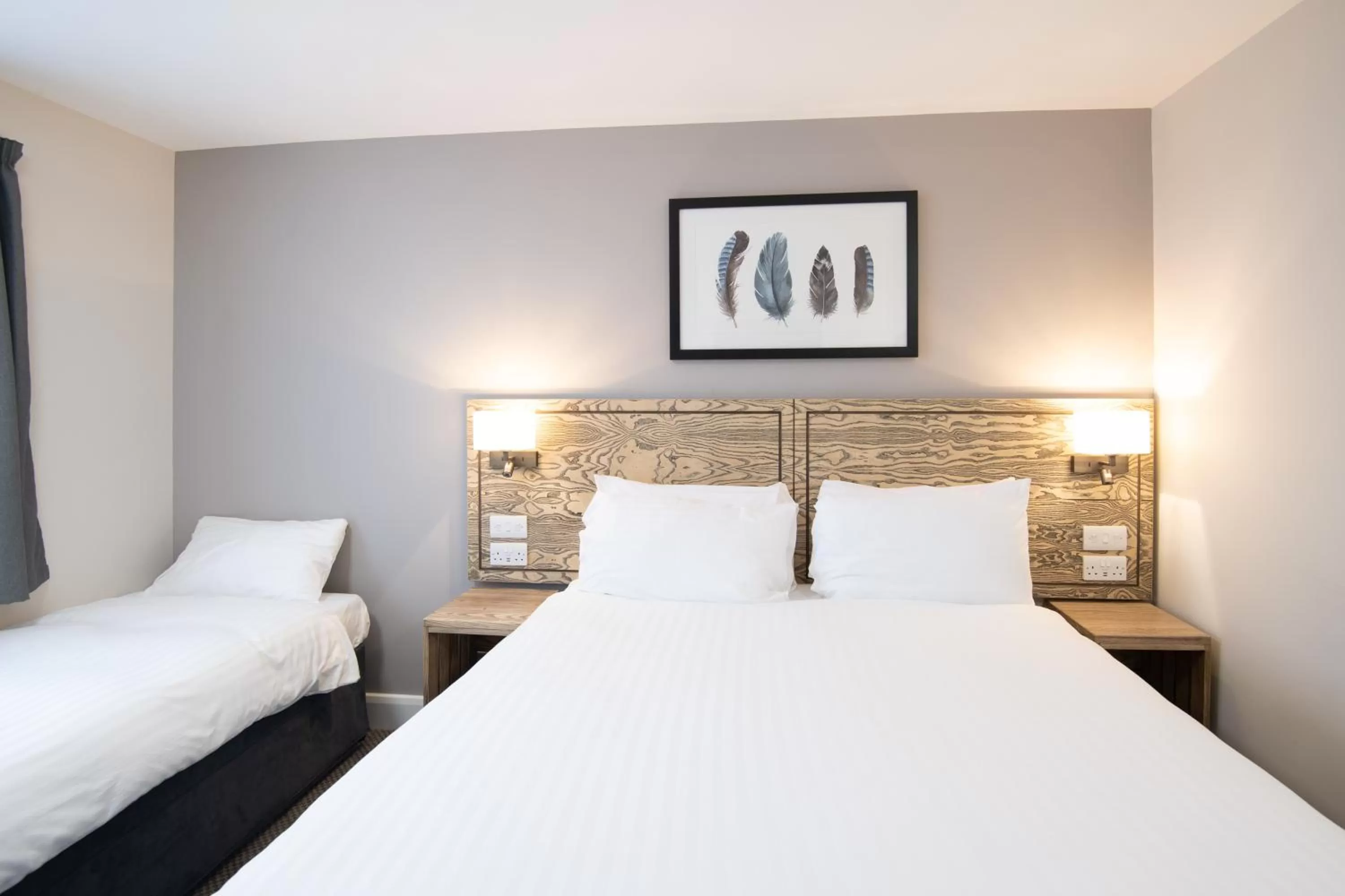 Bedroom, Bed in Paisley Pear, Brackley by Marston's Inns