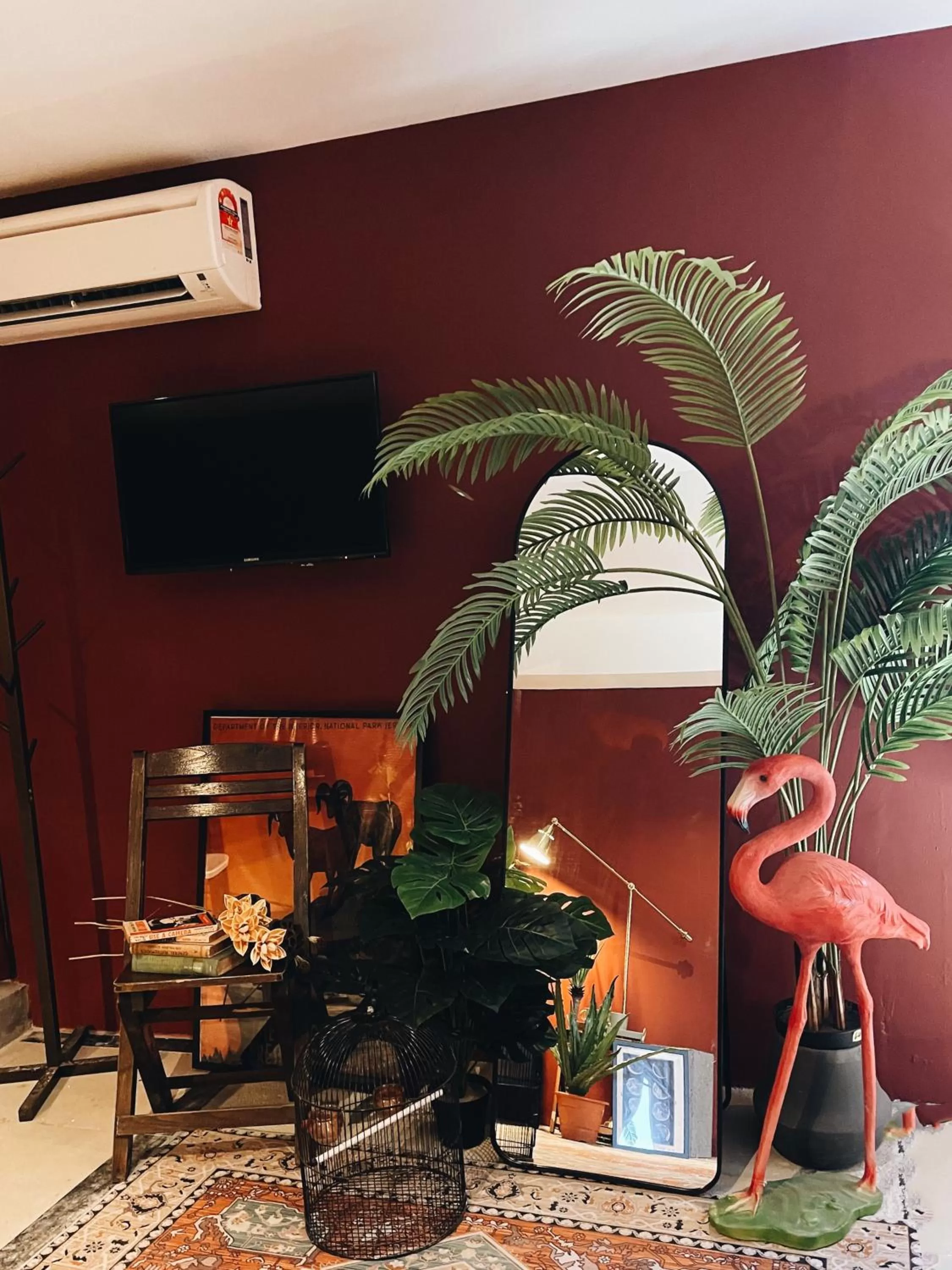 TV and multimedia in Very Hotel