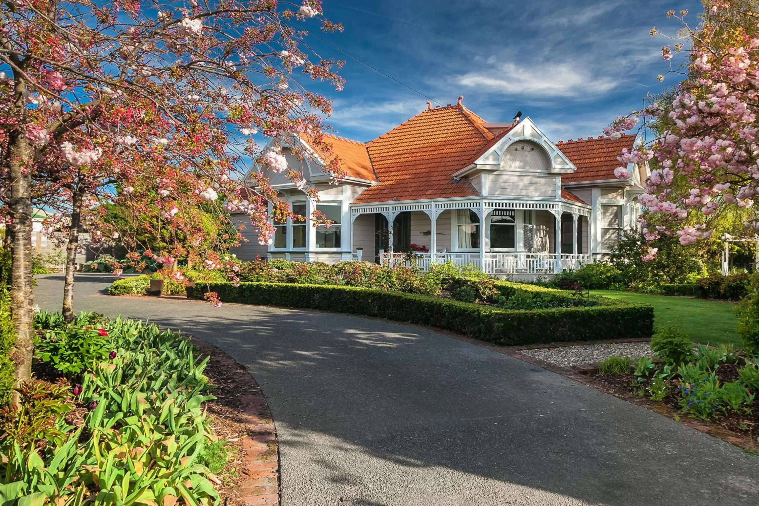 Property building in Anglesea House Inn