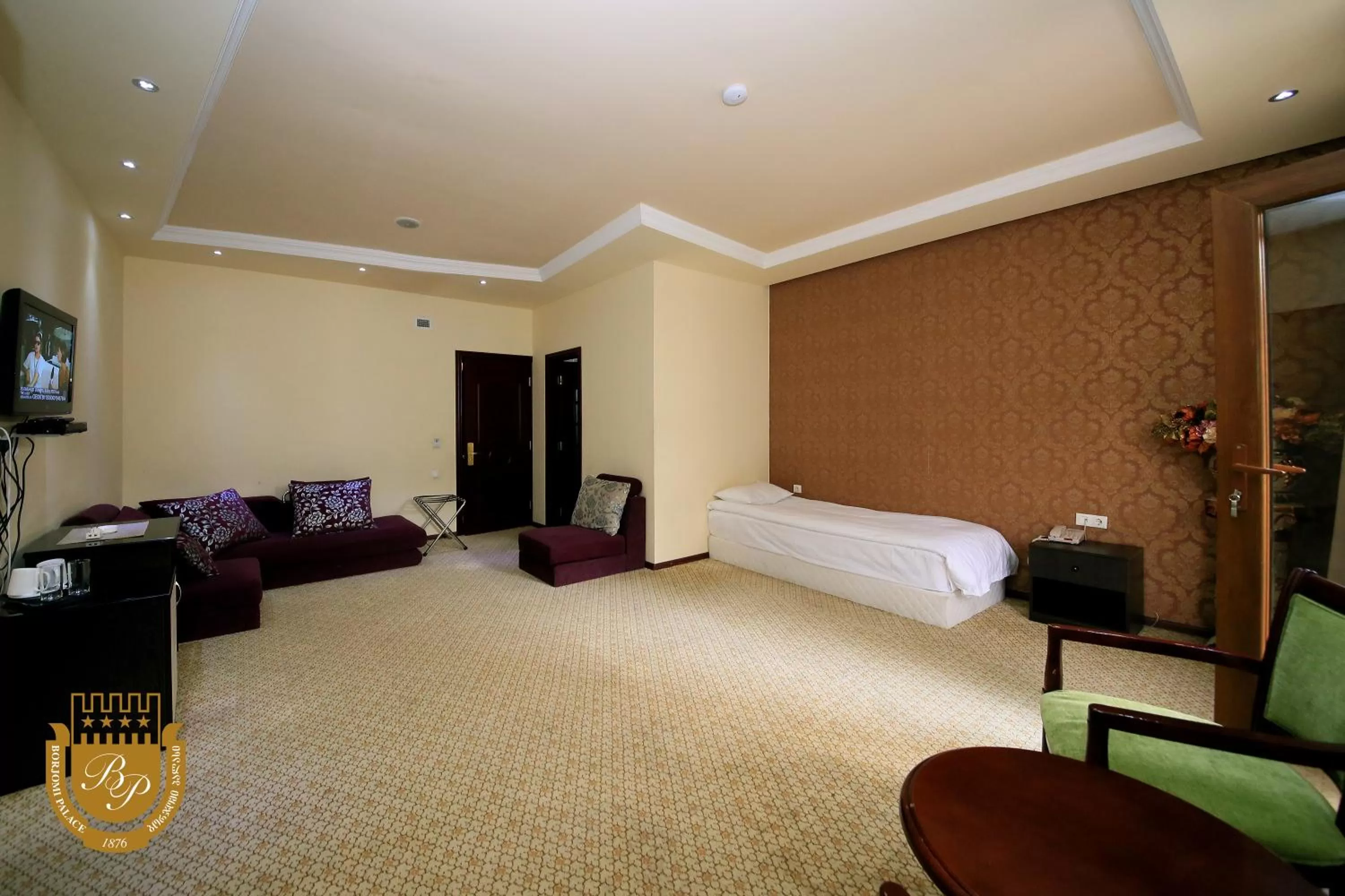 Bed in Borjomi Palace Health & Spa Center