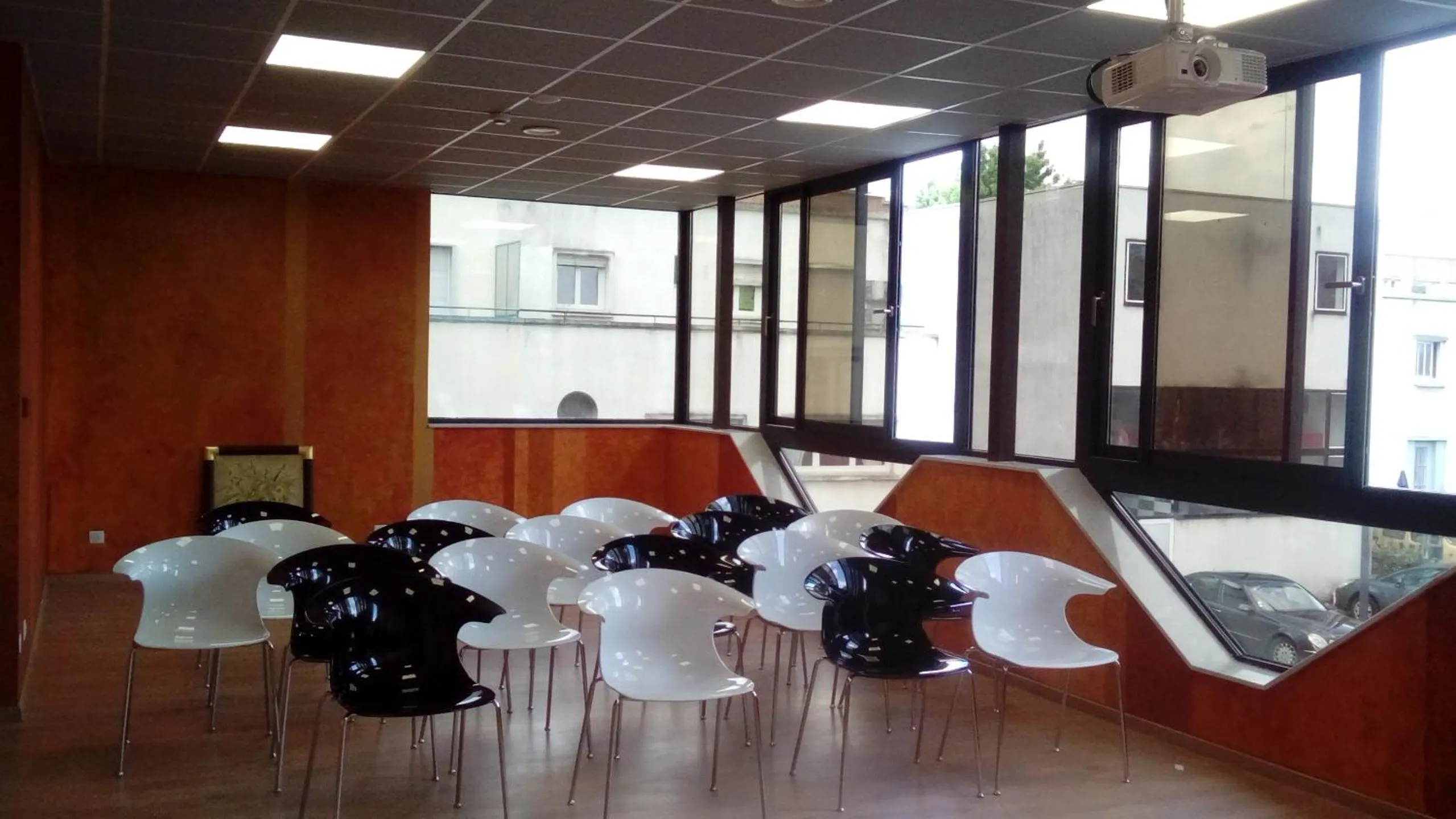 Seating area in Le Grand Hotel