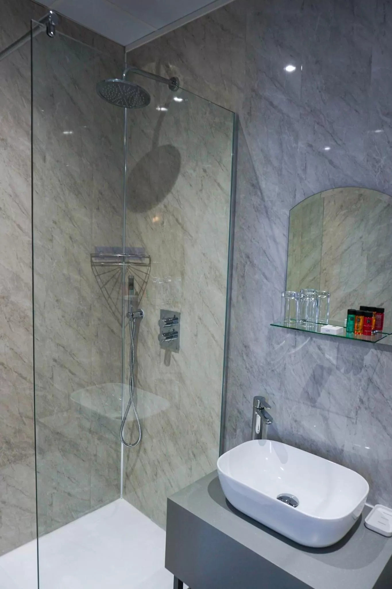 Bathroom in Wroxall Abbey Hotel