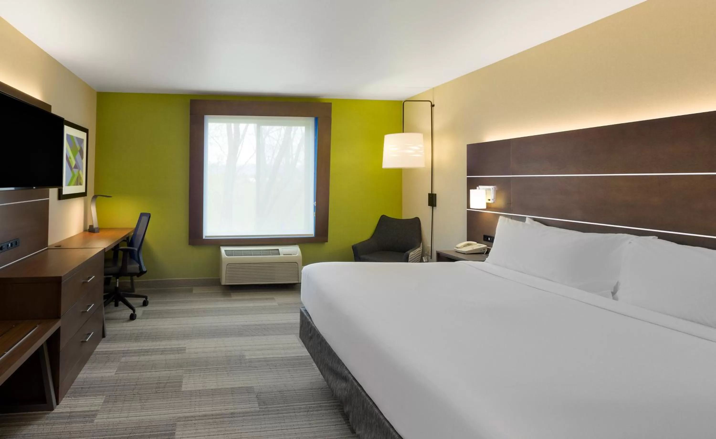 Photo of the whole room, Bed in Holiday Inn Express Ellensburg by IHG