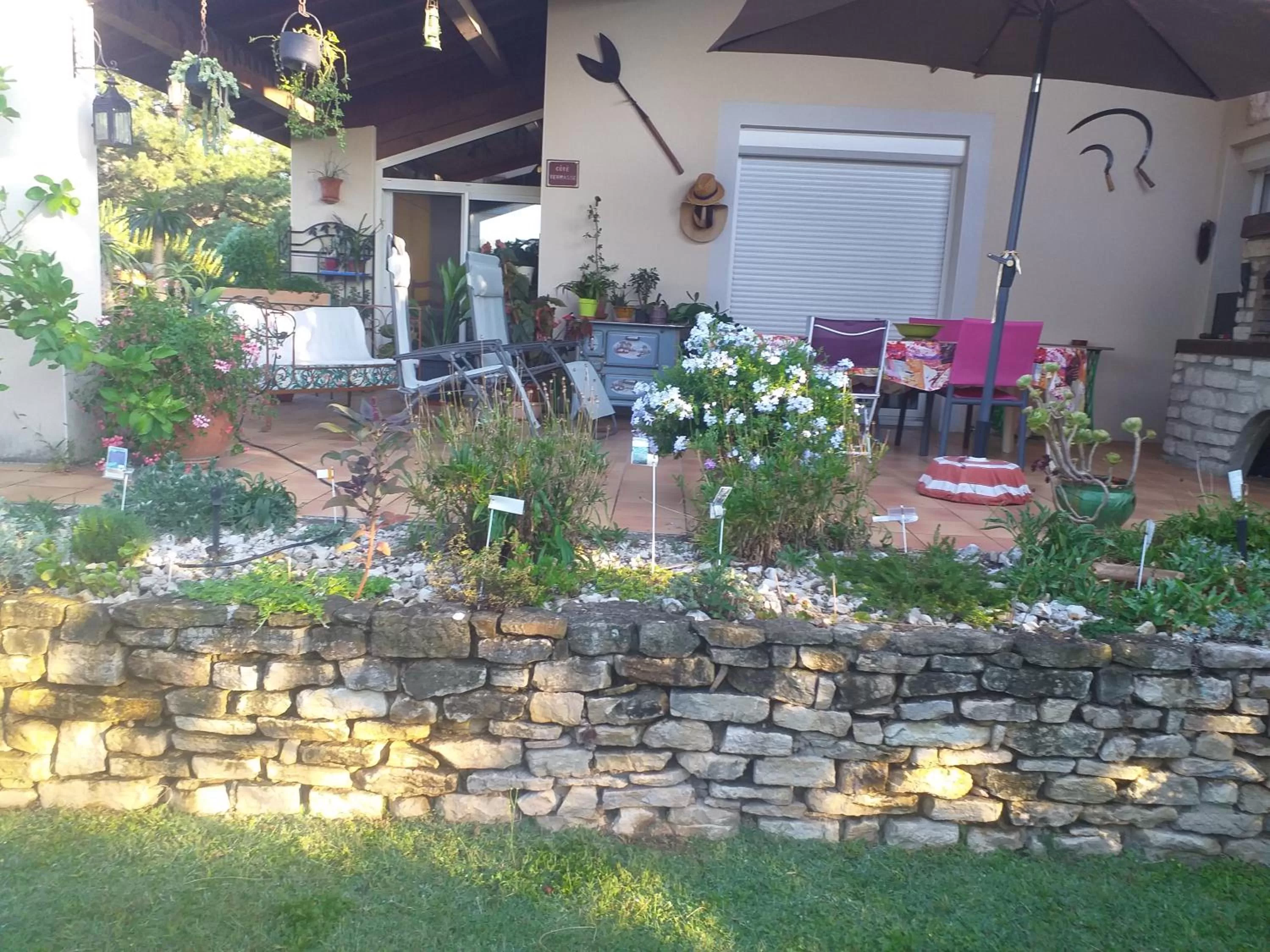 Patio, Property Building in Fan 36B