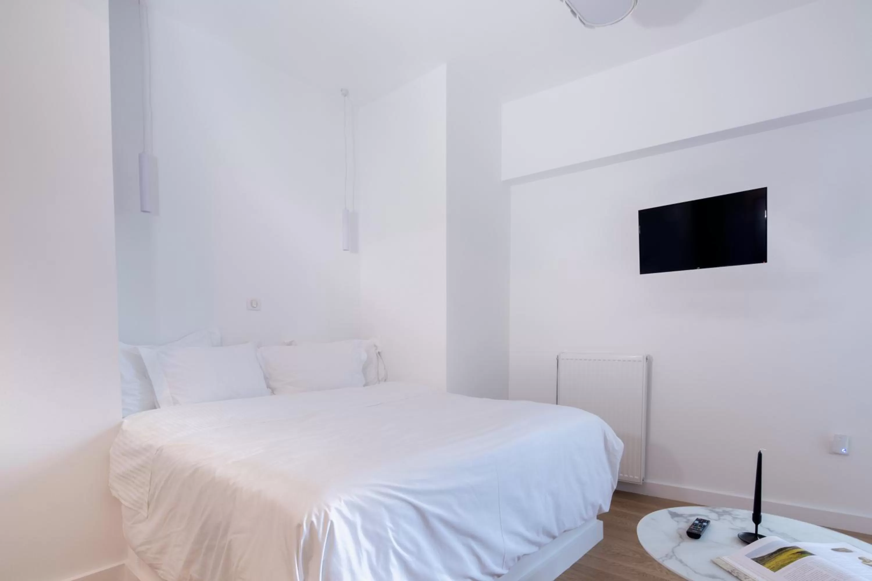 Photo of the whole room, Bed in Clocktower Luxury Suites