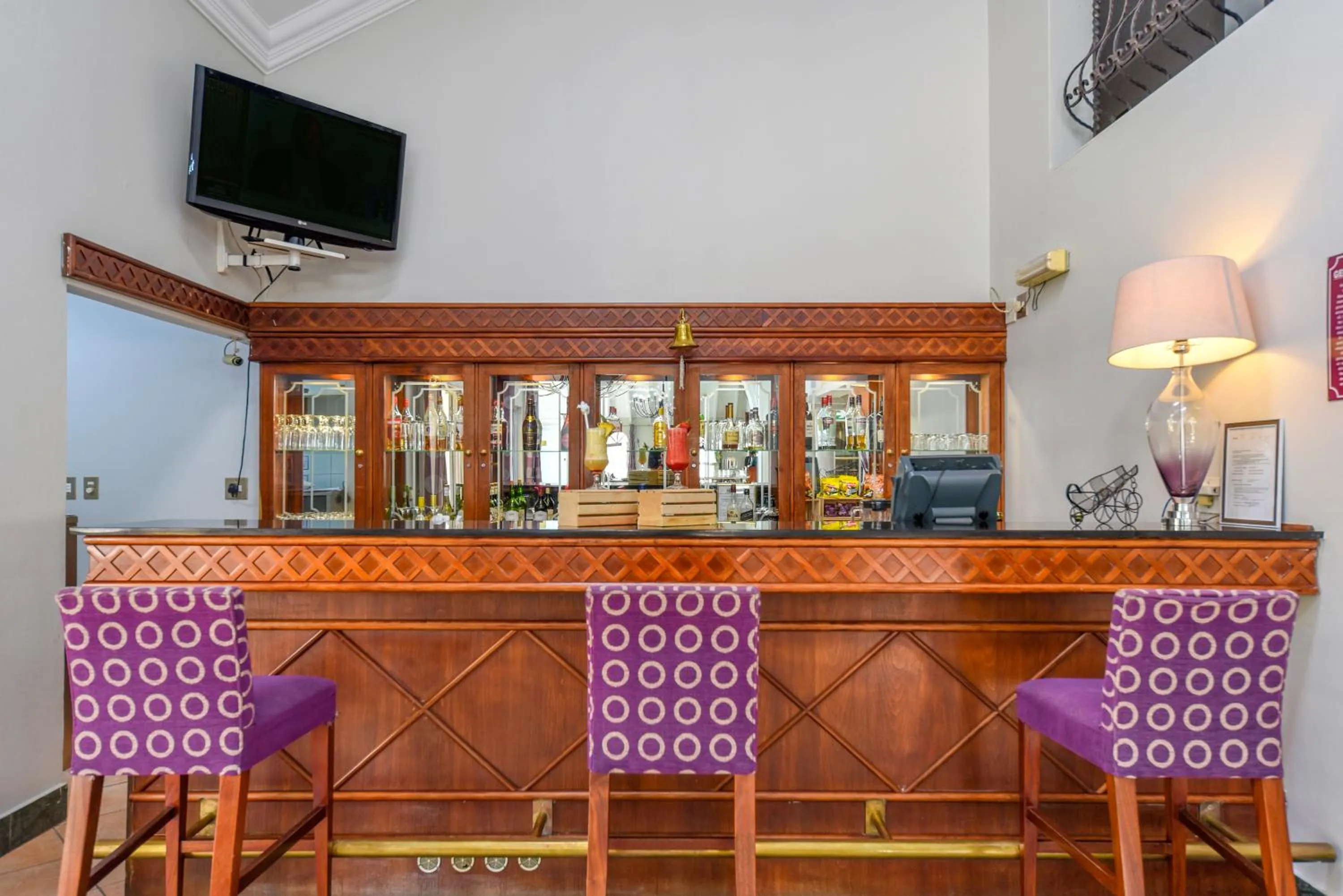 Lounge or bar in Mercure Johannesburg Randburg