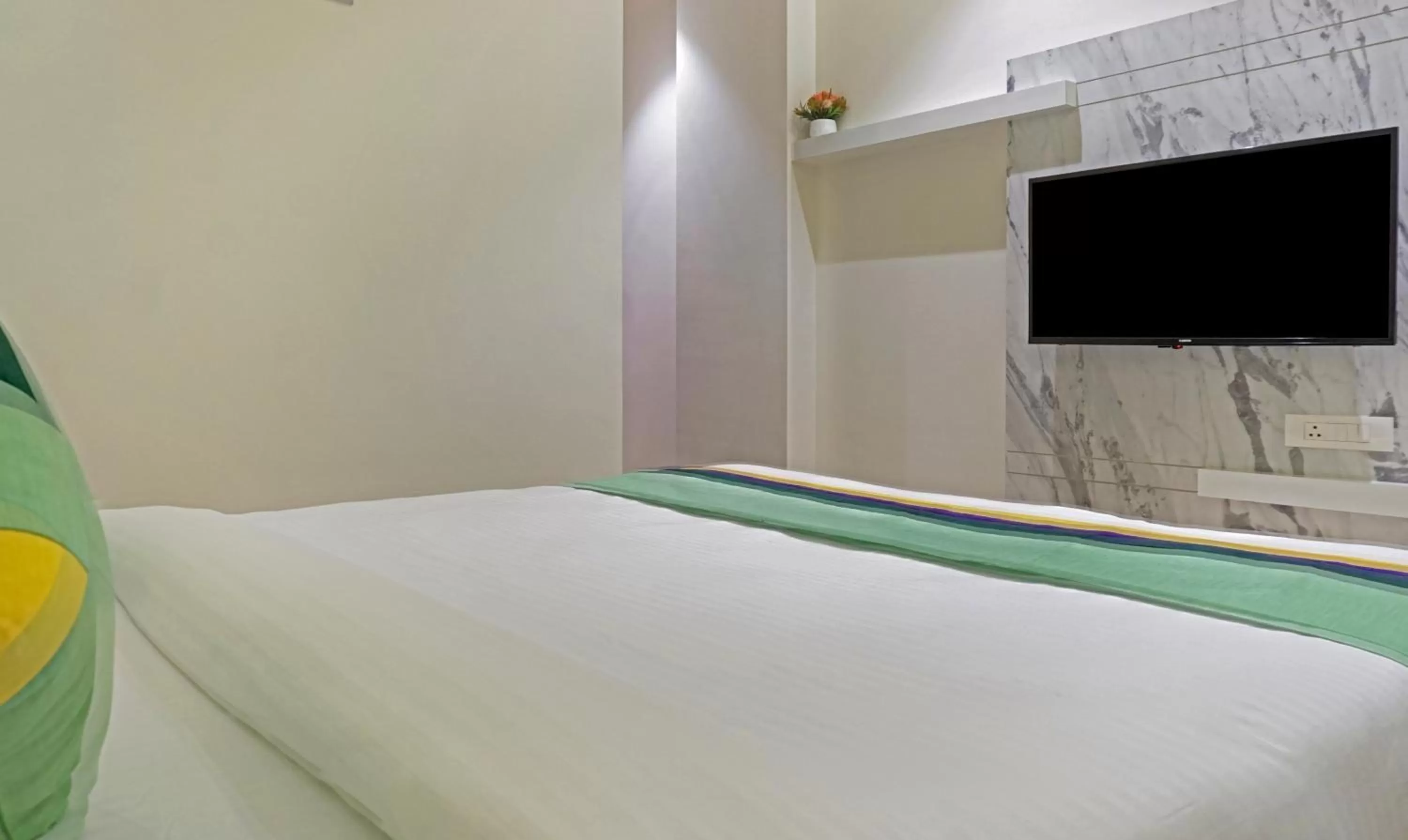 Bedroom in Treebo The Utsav, Nashik