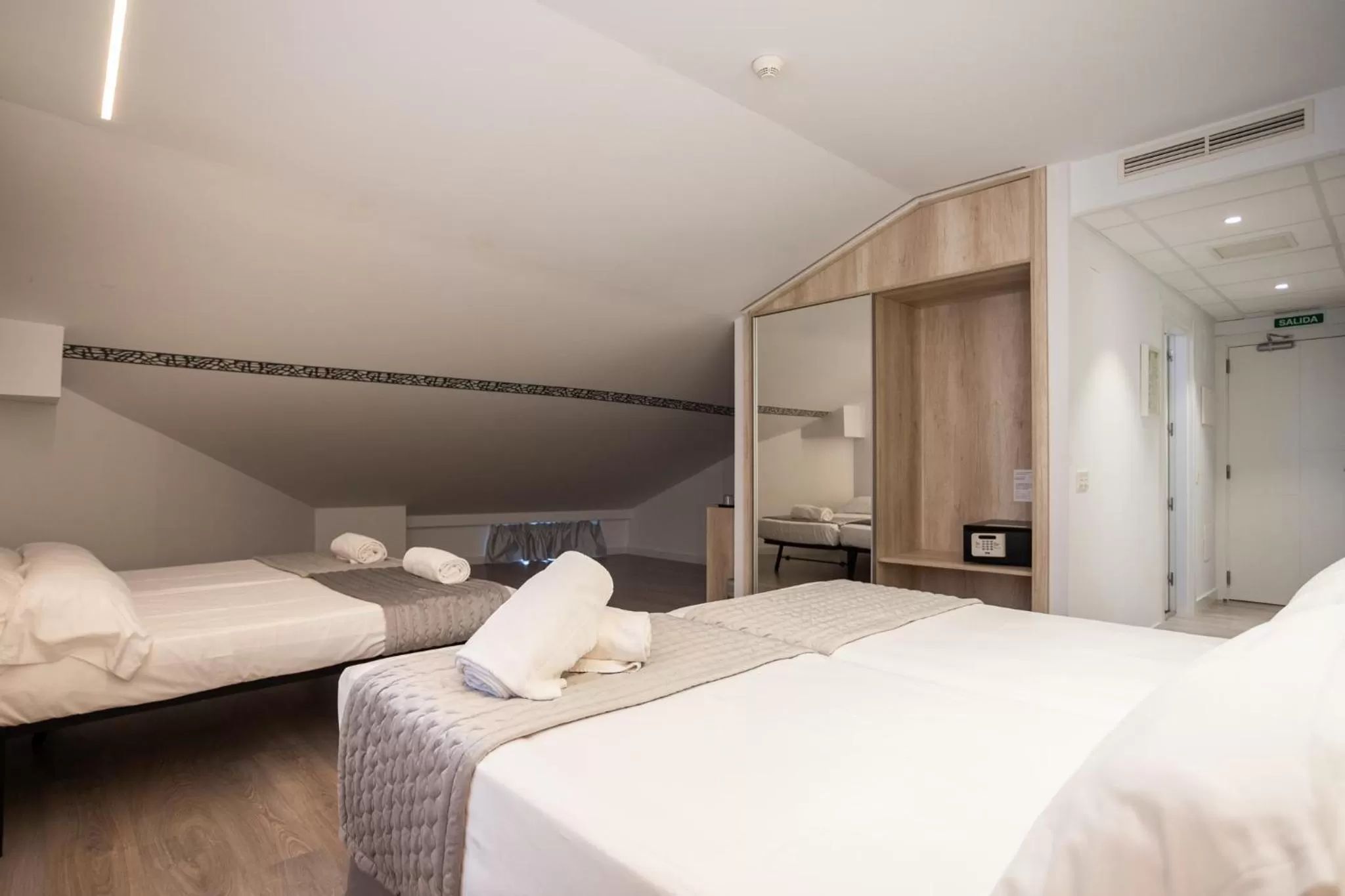 Bedroom, Bed in DWO Ábaster