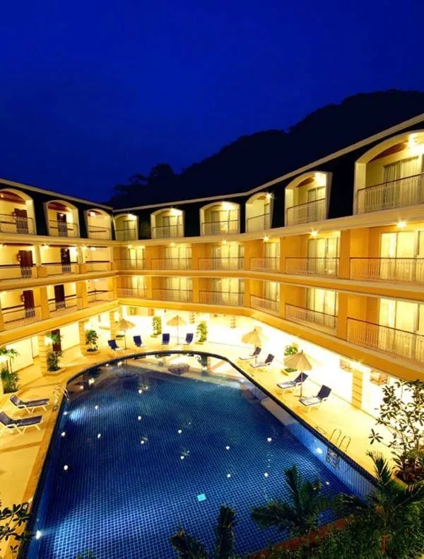 Facade/entrance in Kalim Resort