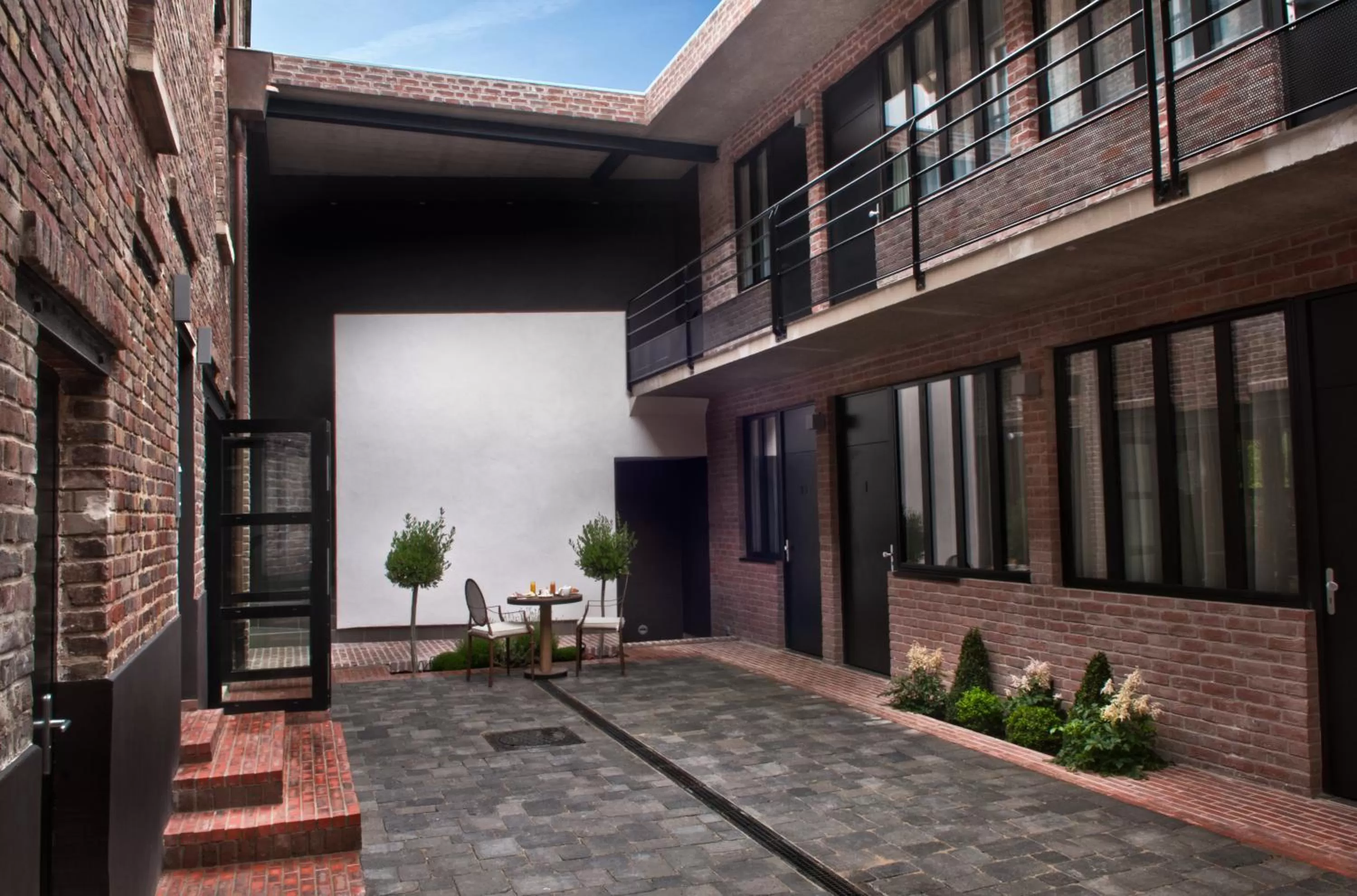 Facade/entrance in Hotel Les Terres Blanches