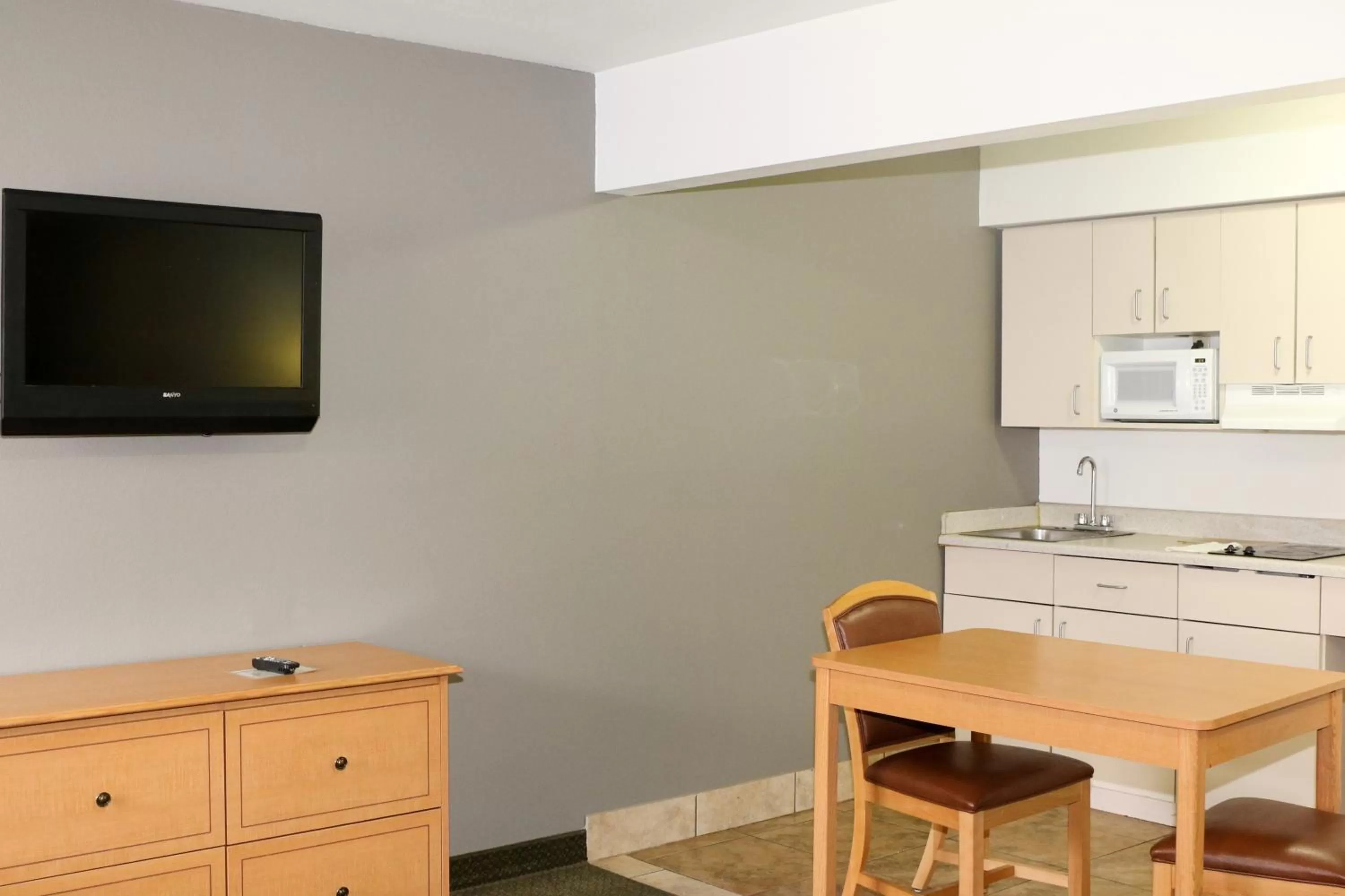 Kitchen or kitchenette in Studio 6-Lubbock, TX - Medical Center