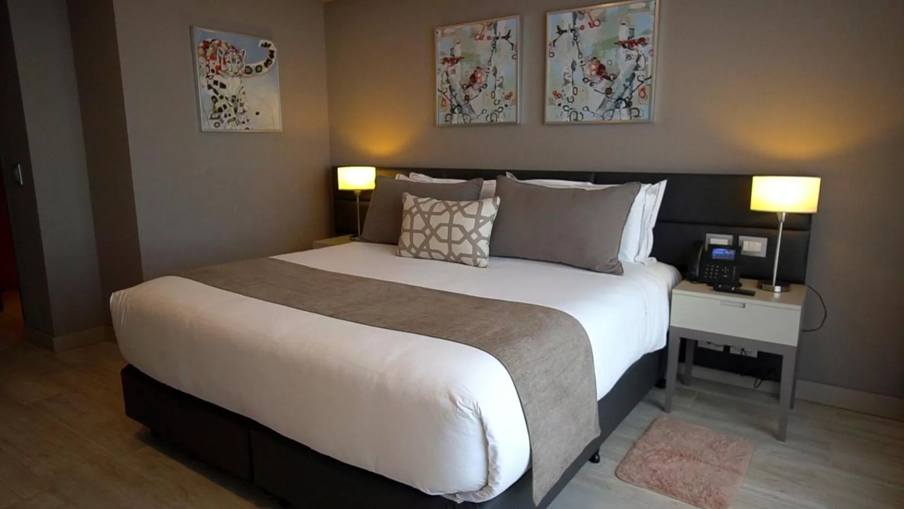 Bedroom, Bed in GrandView Hotel Buenos Aires