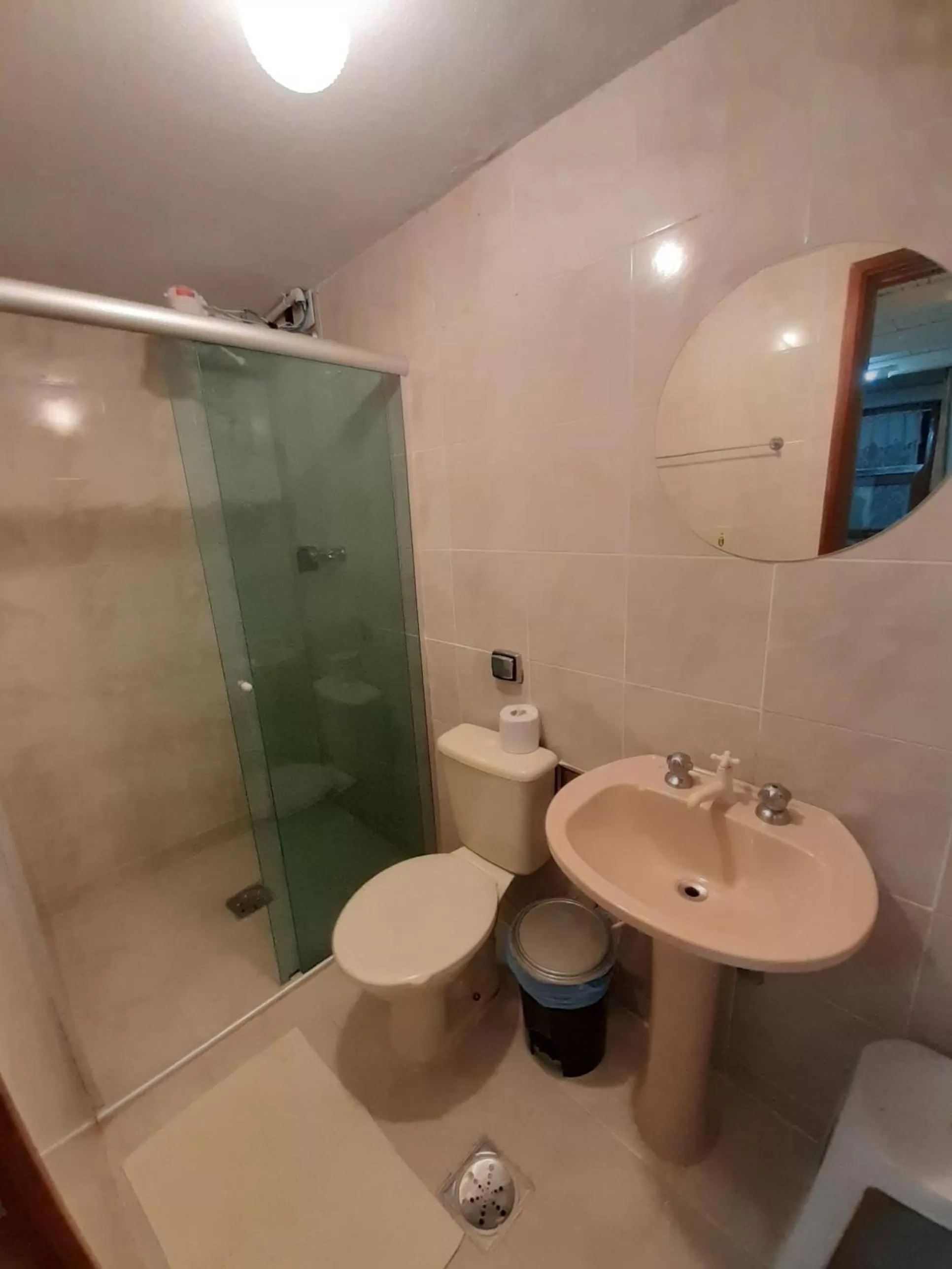 Shower in Pousada Reino Encantado - São Thomé das Letras - Minas Gerais