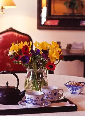 Decorative detail in Clos Saint Nicolas