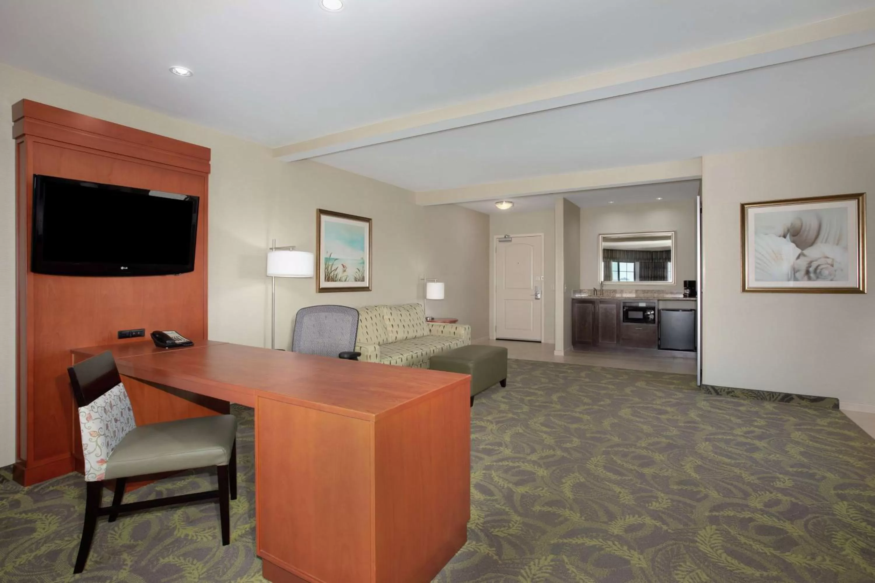 Bedroom in Hampton Inn & Suites Astoria