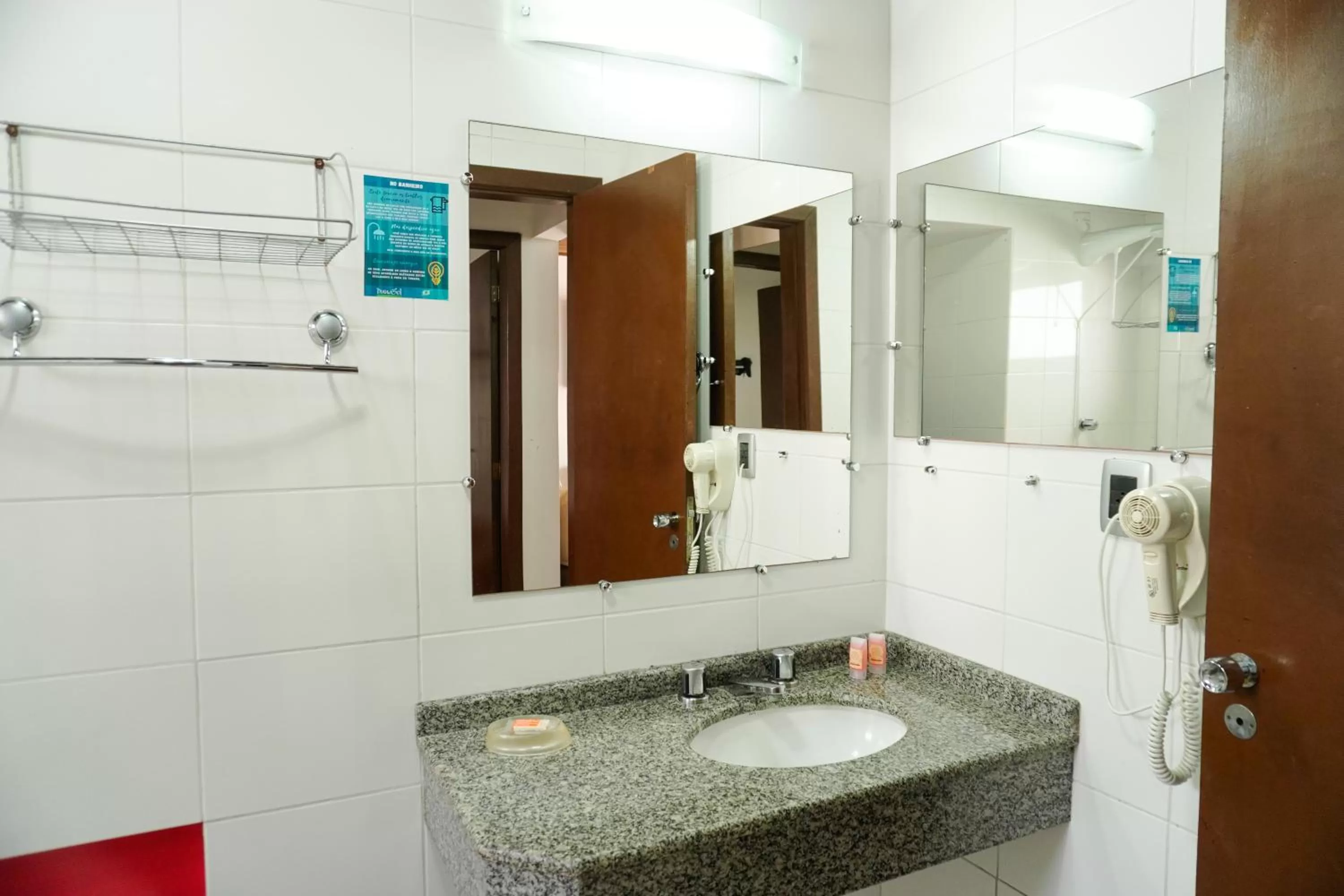 Bathroom in Pousada Dunasol Floripa