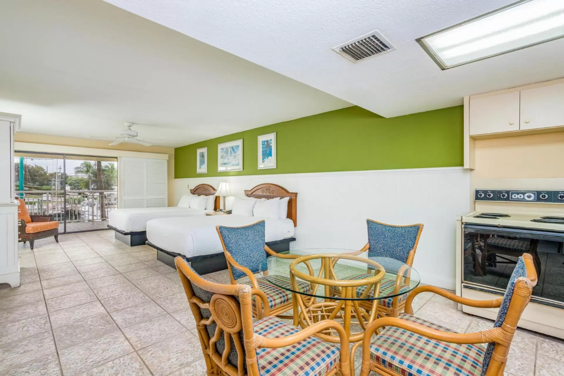 Kitchen or kitchenette in Marina Del Mar Resort and Marina