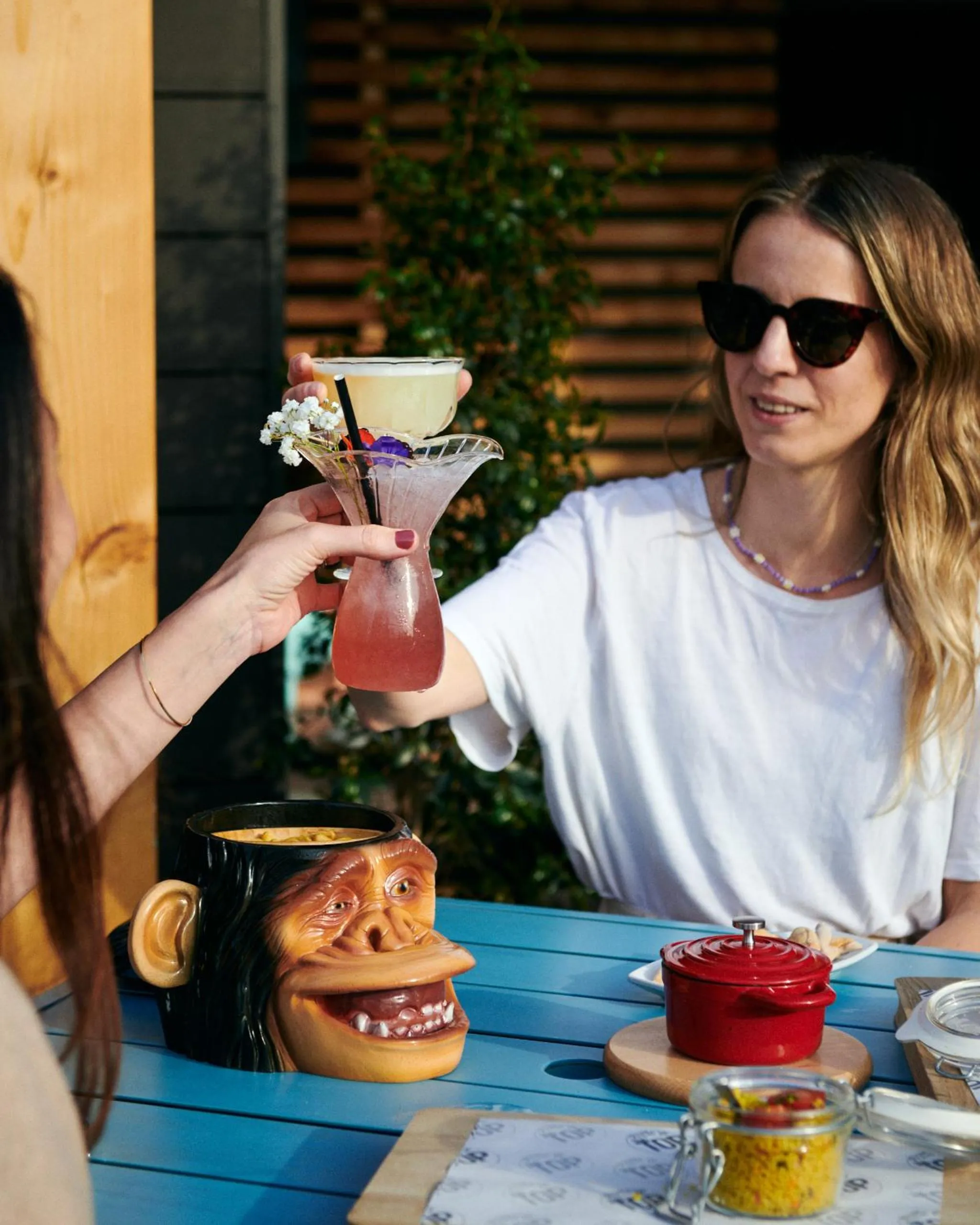 Food and drinks in Gallery Hotel 4 Sup