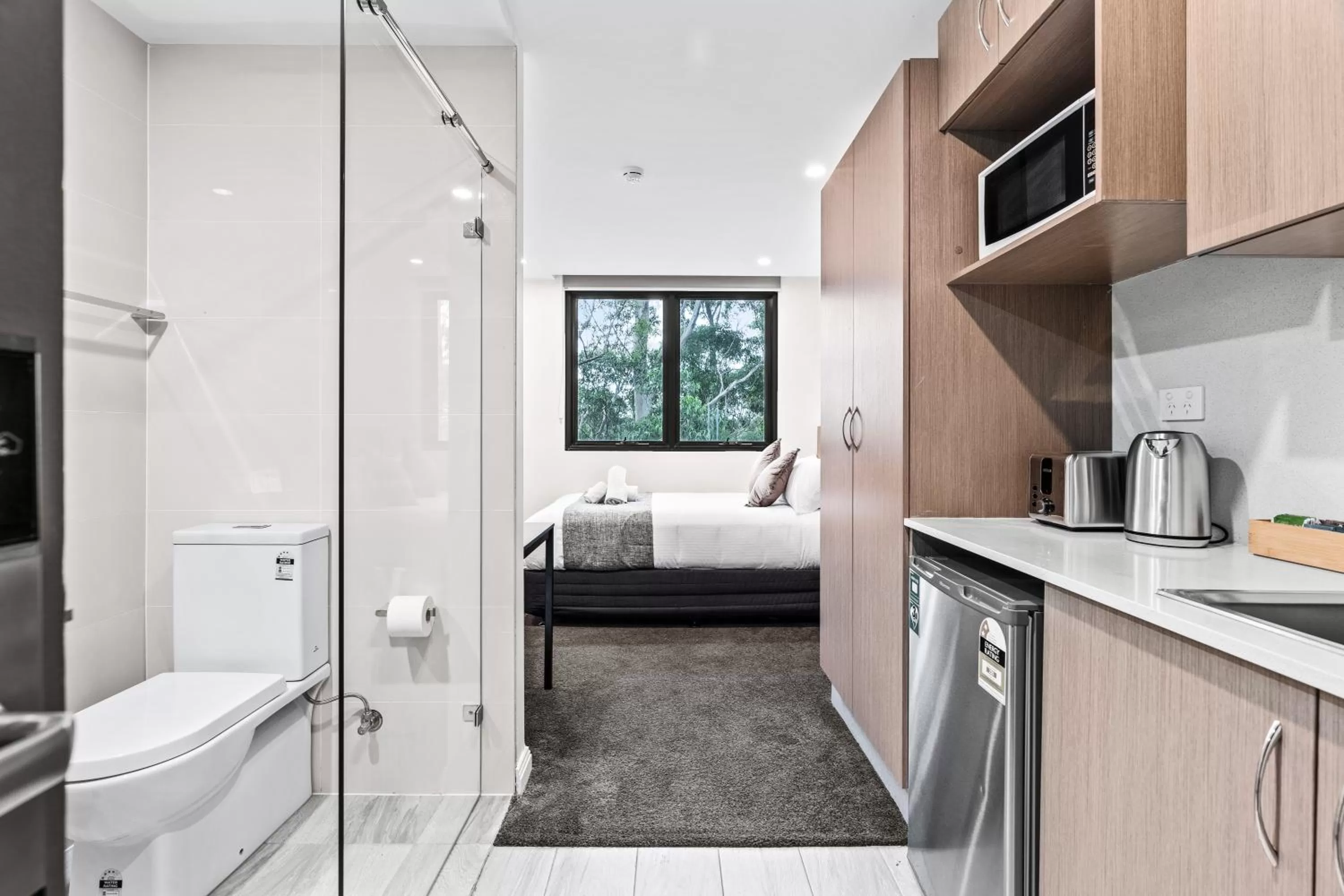 Bedroom, Bed in Seranin | Gordon