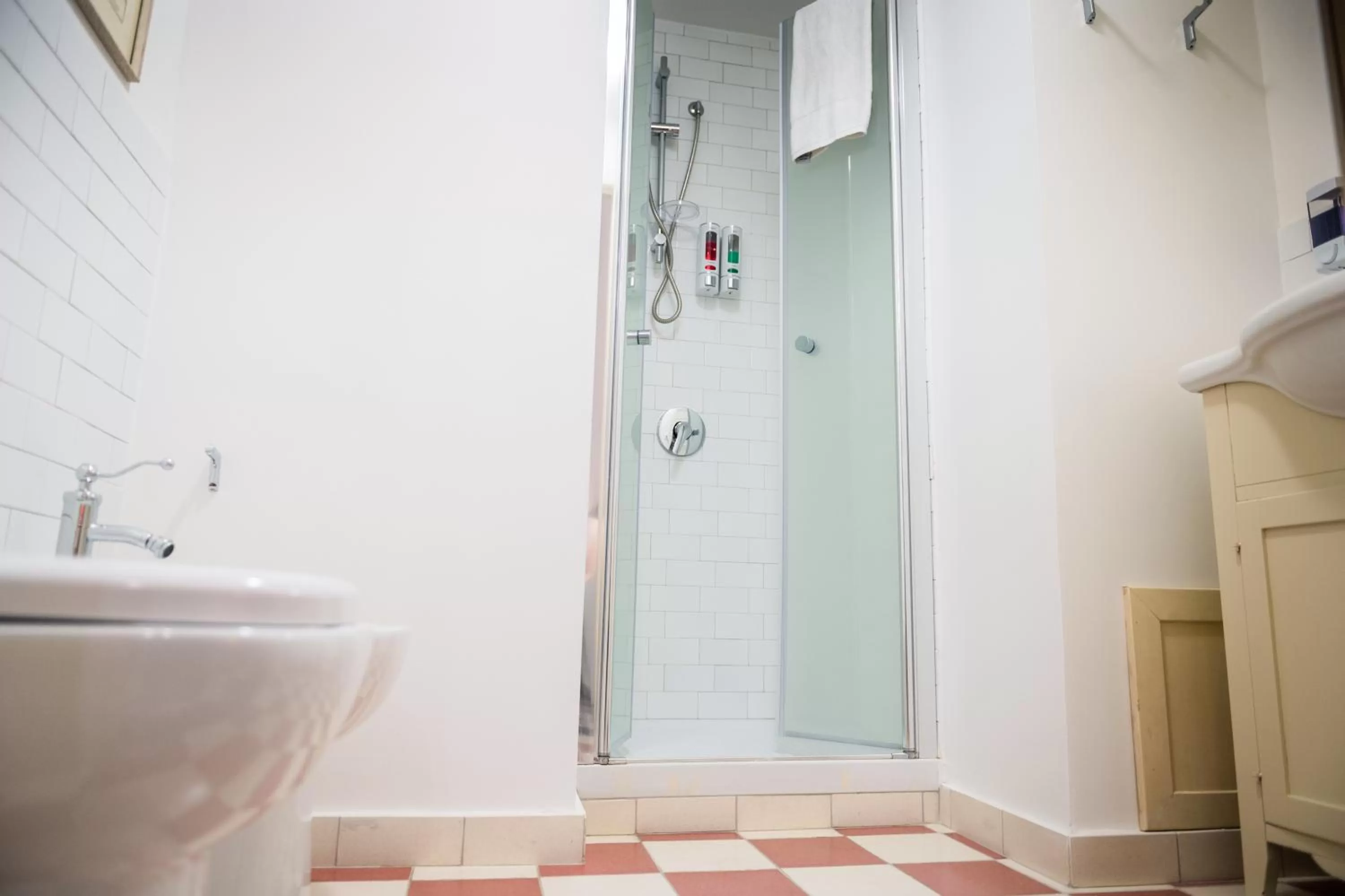 Bathroom in AUSA suites