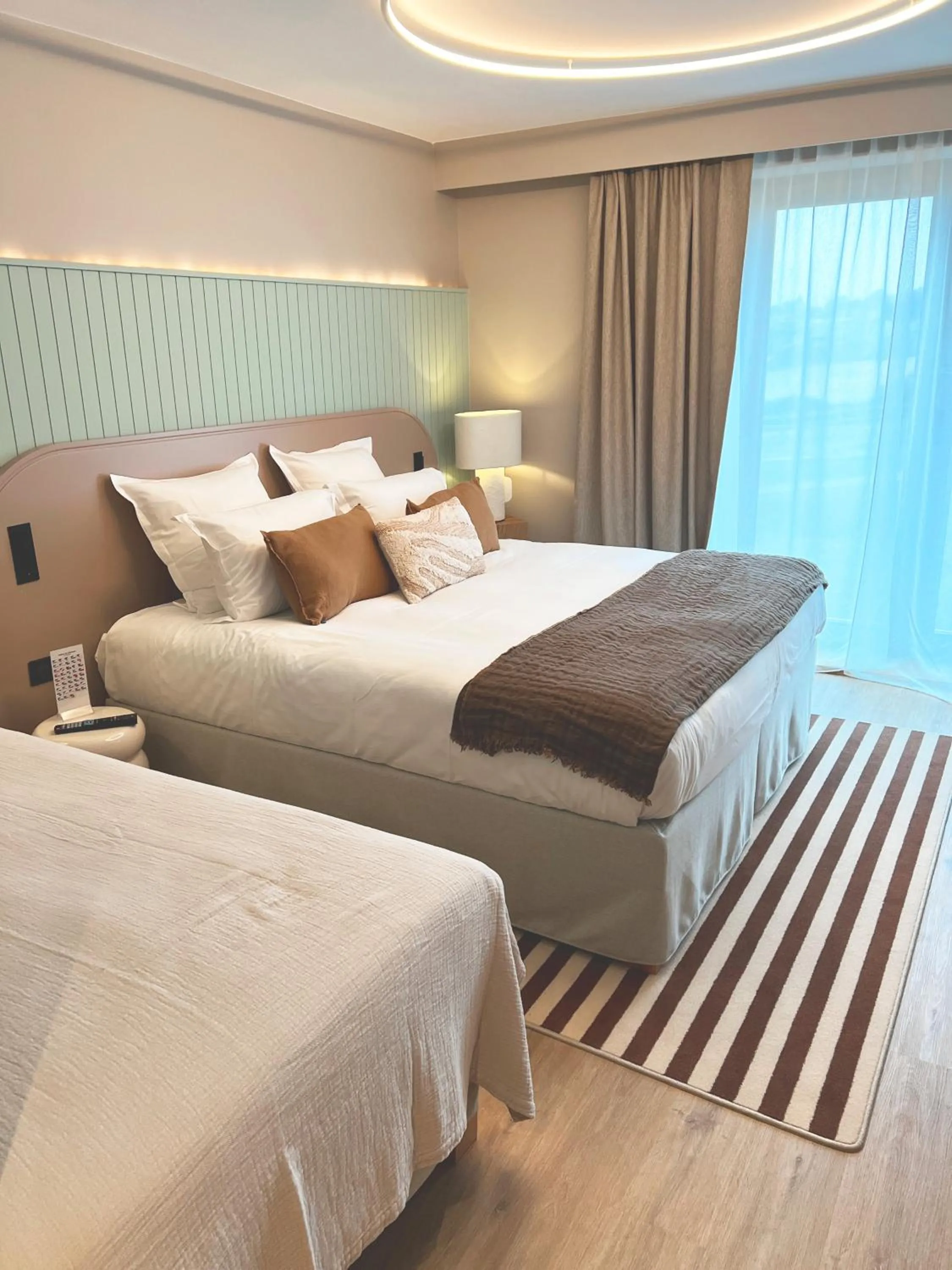 Bed in Emeria Dinard Thalasso Spa