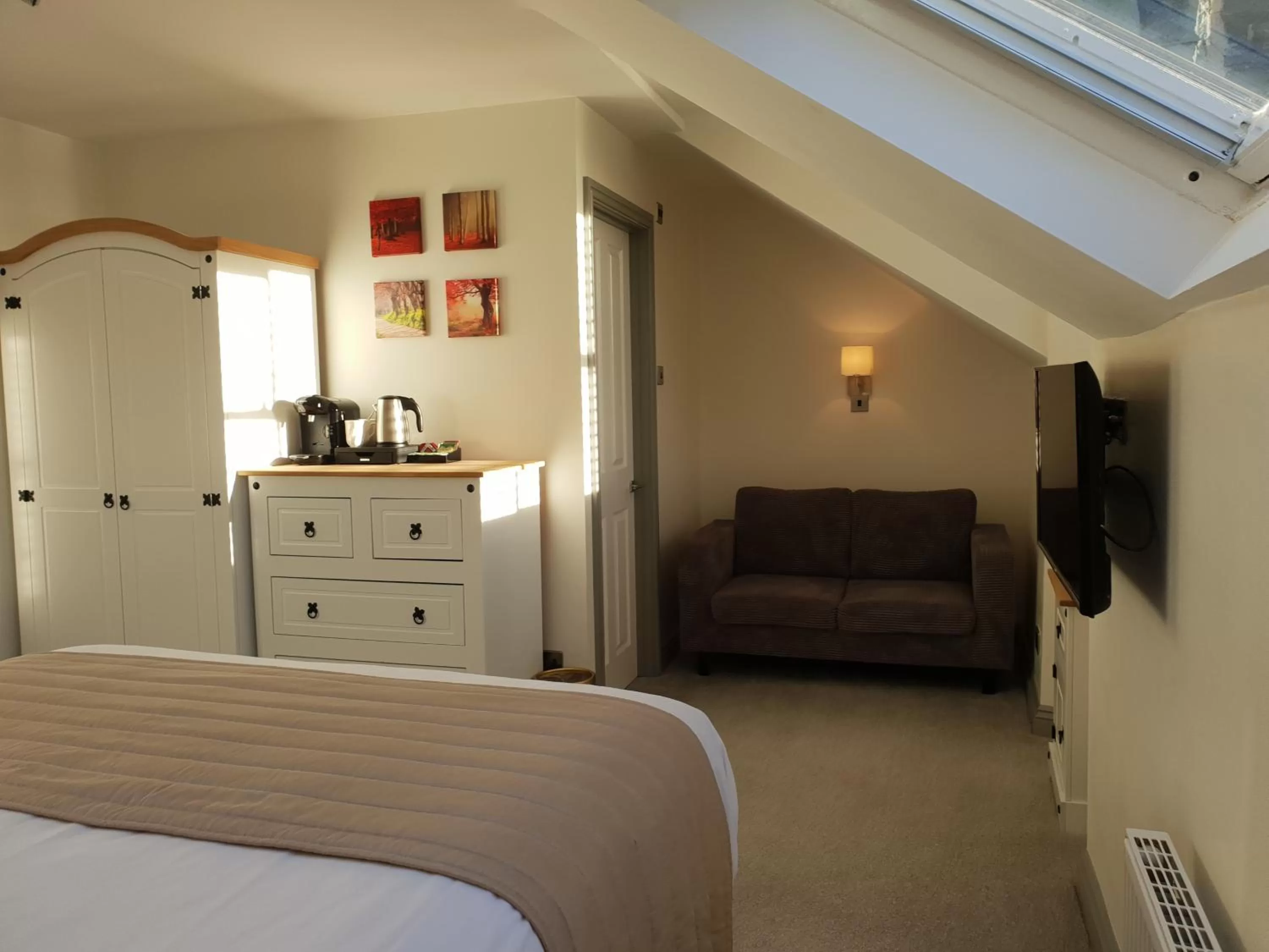 Bed in Compston House B & B