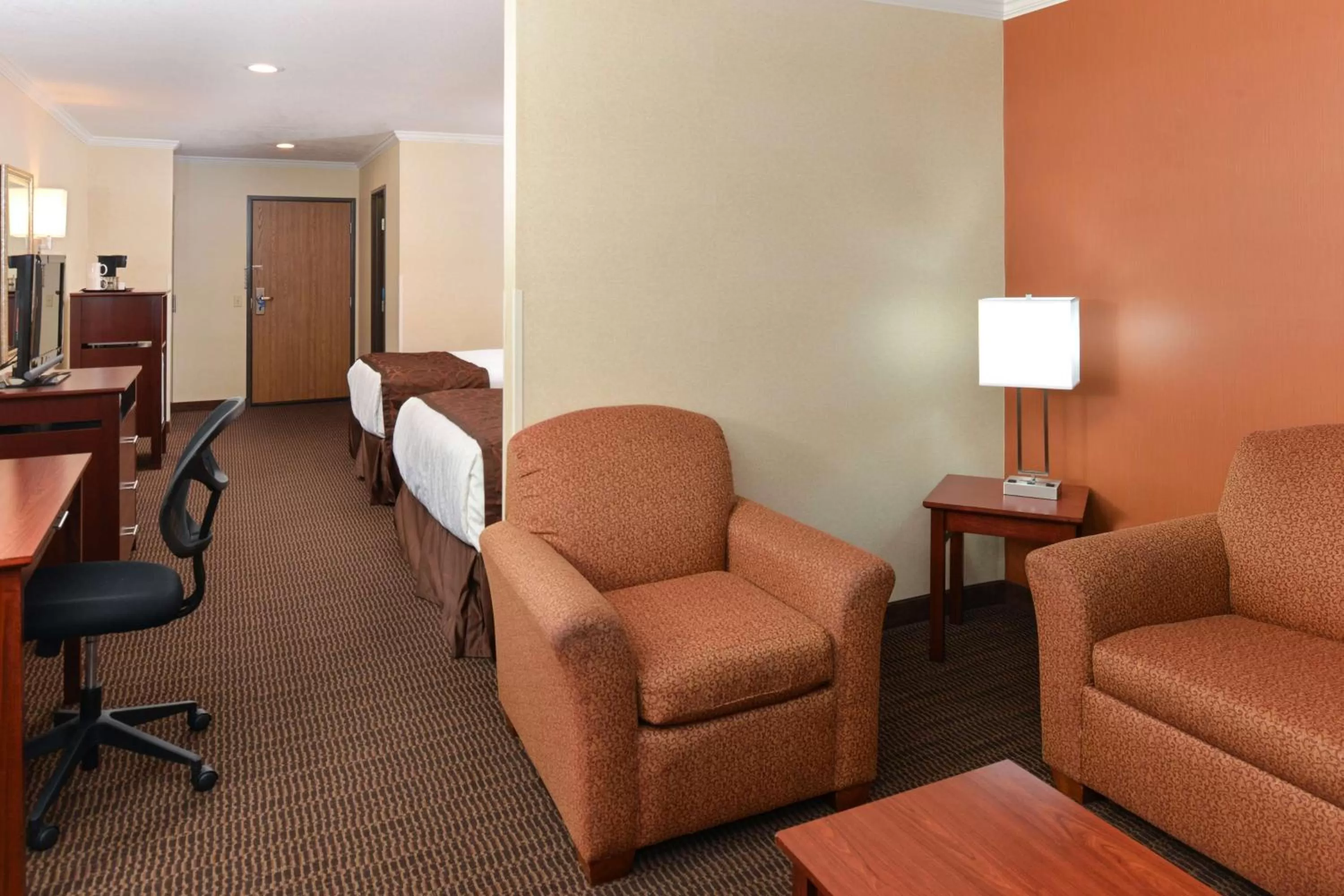 Photo of the whole room in Best Western Plus Landmark Inn