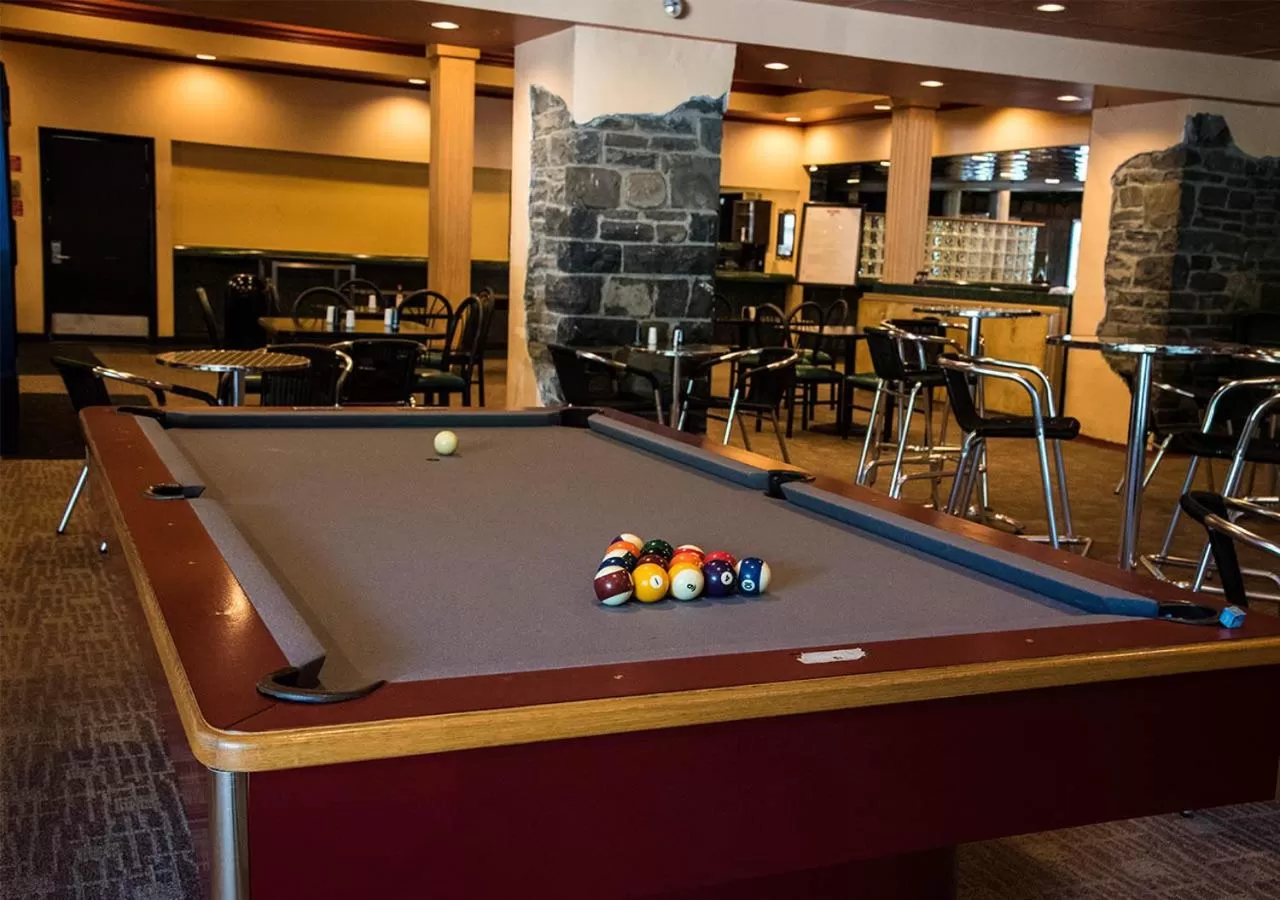 Billiards in Pocono Palace Resort