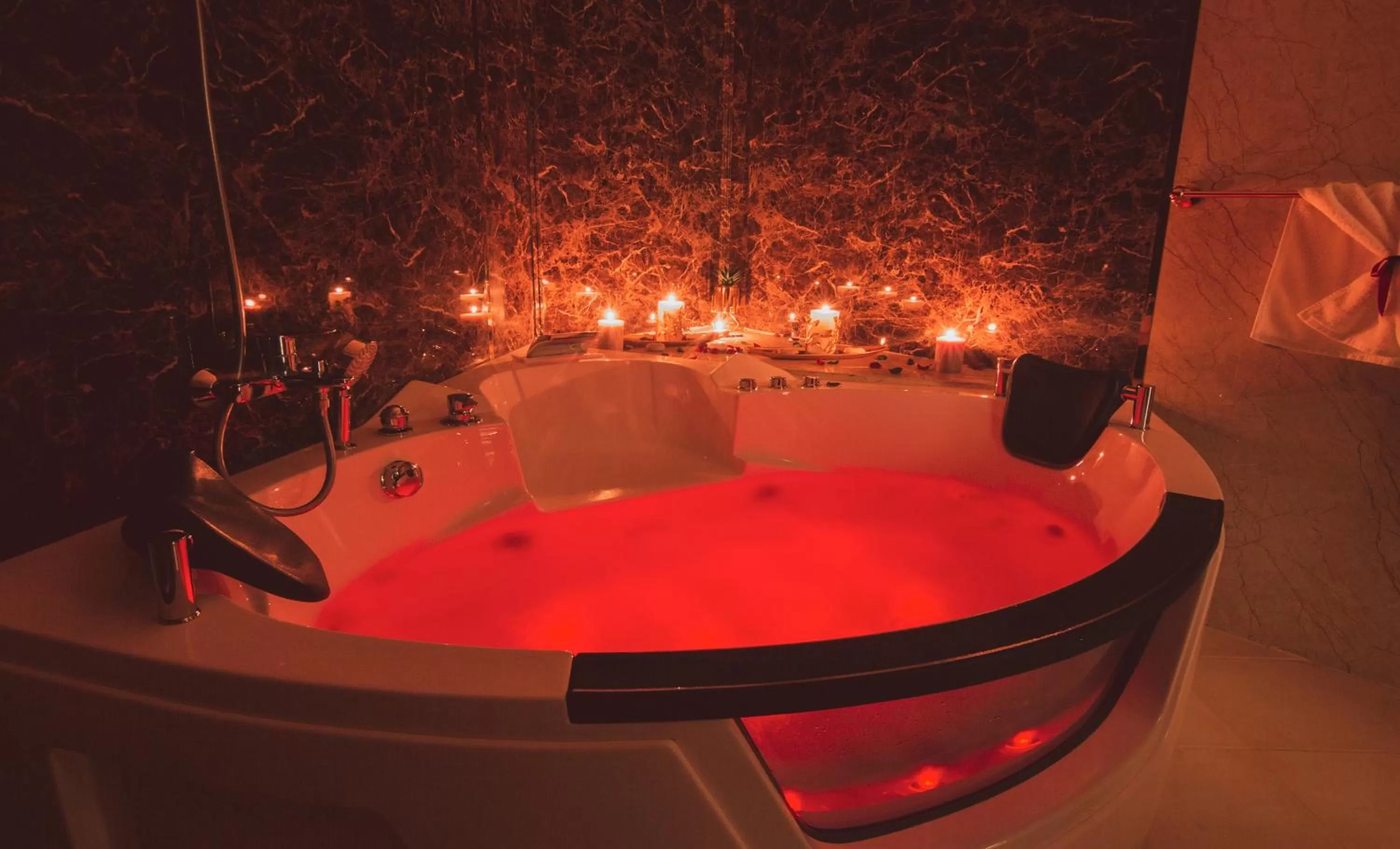 Bathroom in Golden Ship Hotel