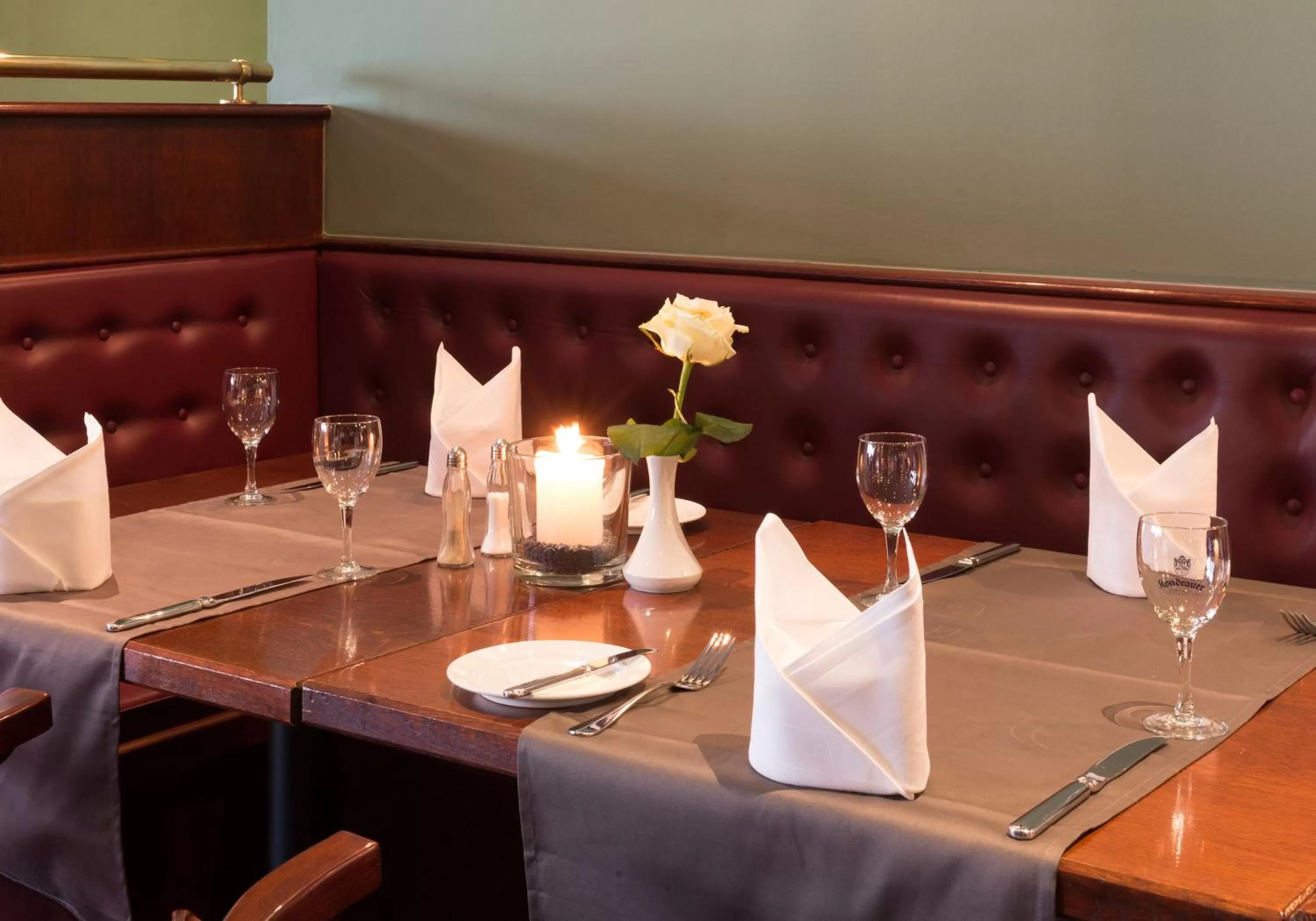 Restaurant/places to eat in Hotel Rheingold