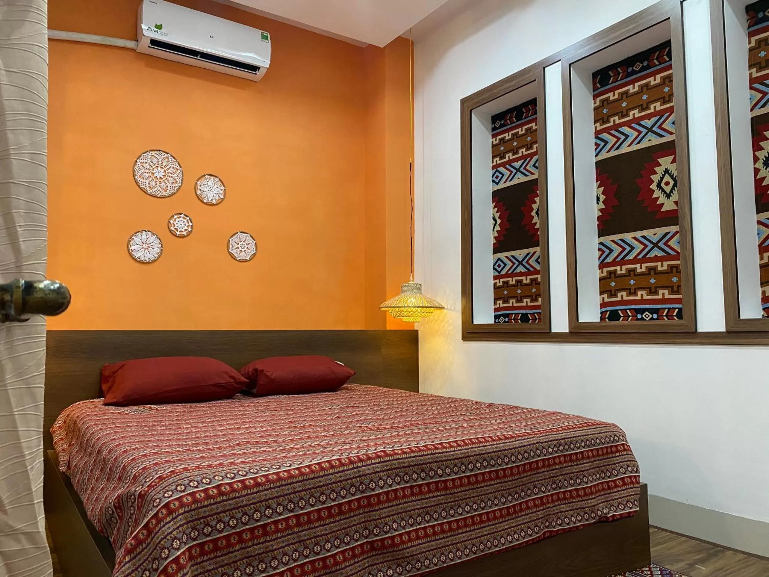 Bed in Emerald Boutique Stay 2