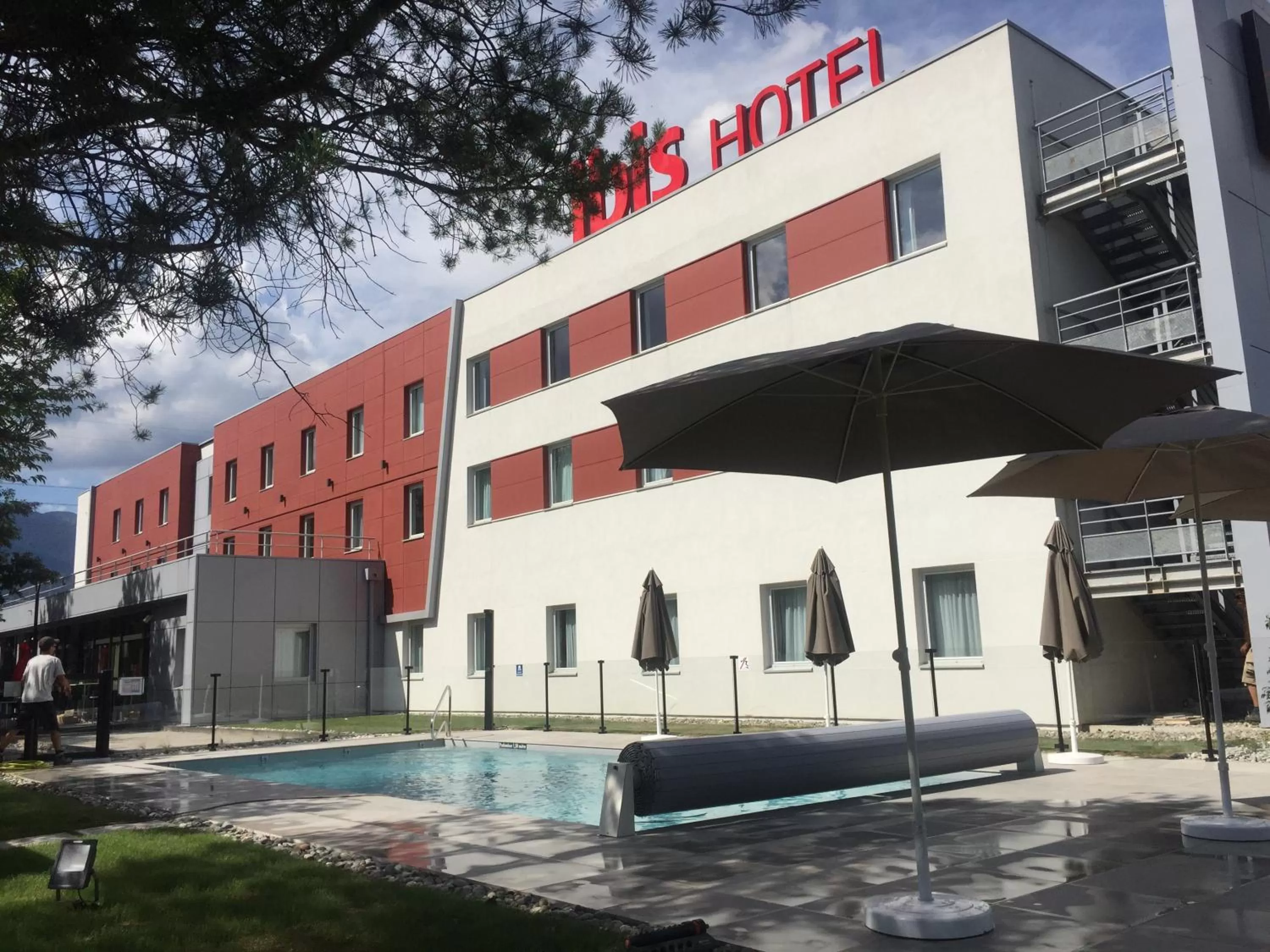 Property building in Ibis Saint-Genis-Pouilly Genève