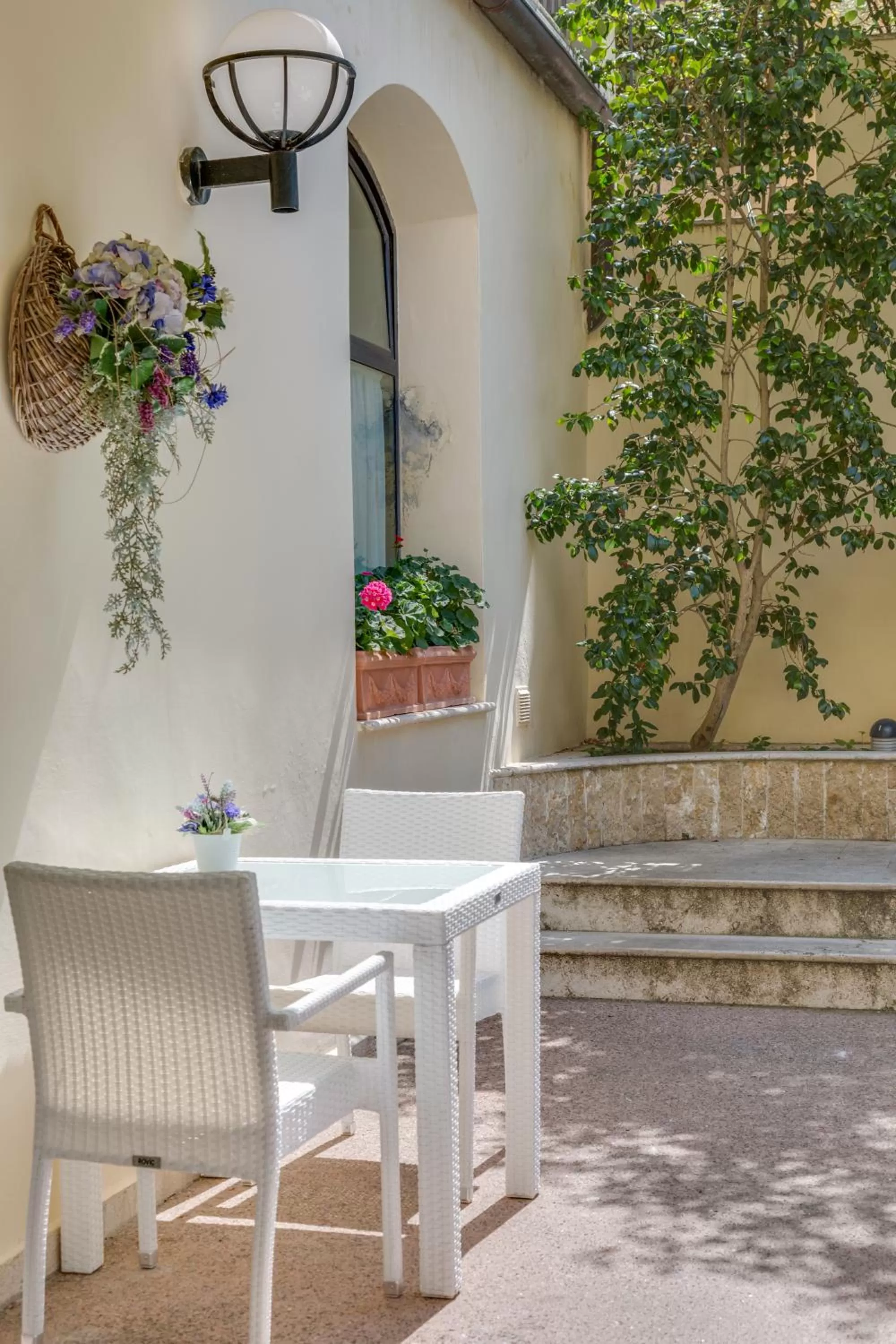 Restaurant/places to eat in Albergo Chiusarelli