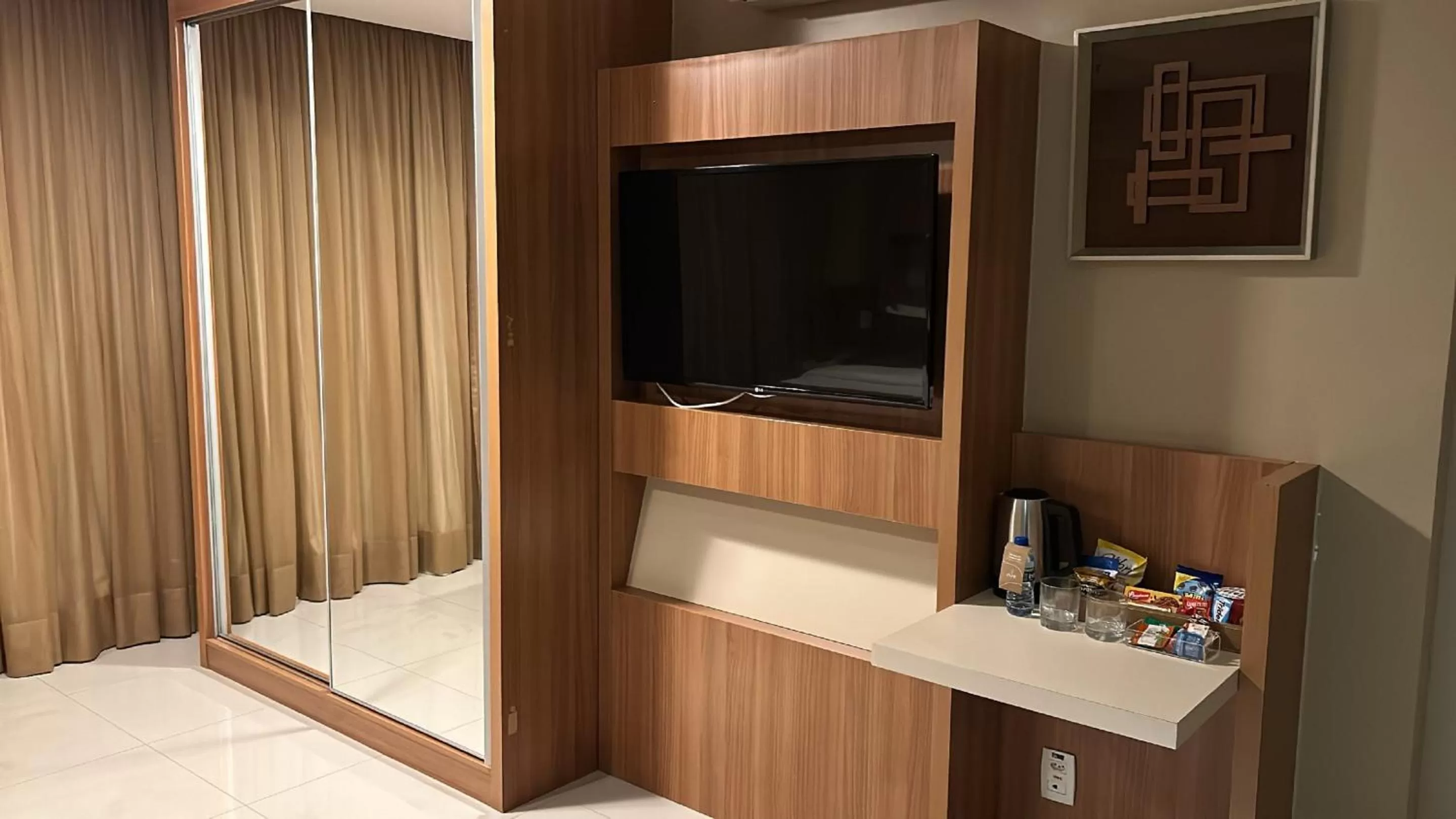 TV and multimedia in Jade Hotel Brasília