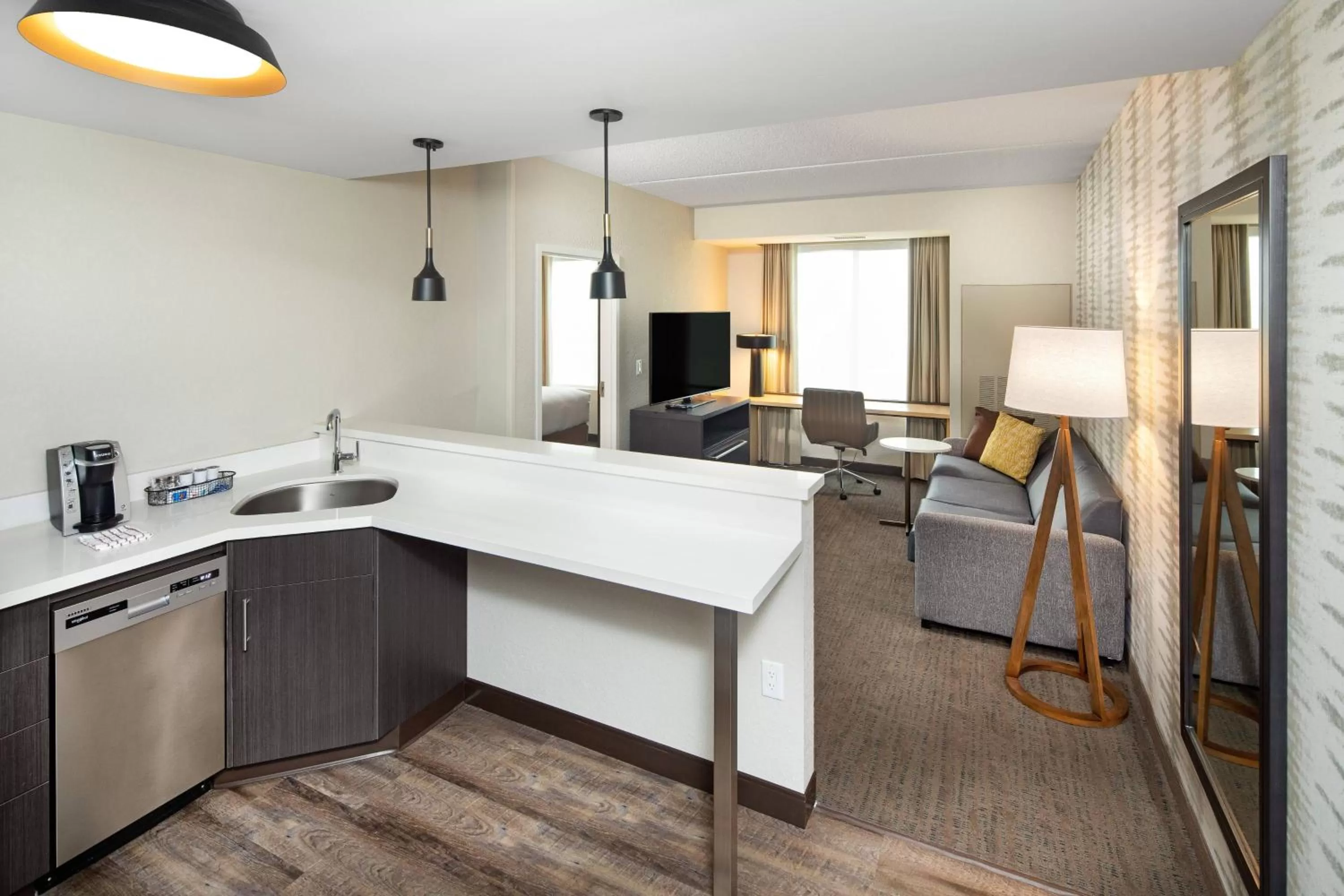 Living room in Residence Inn by Marriott Toronto Mississauga West