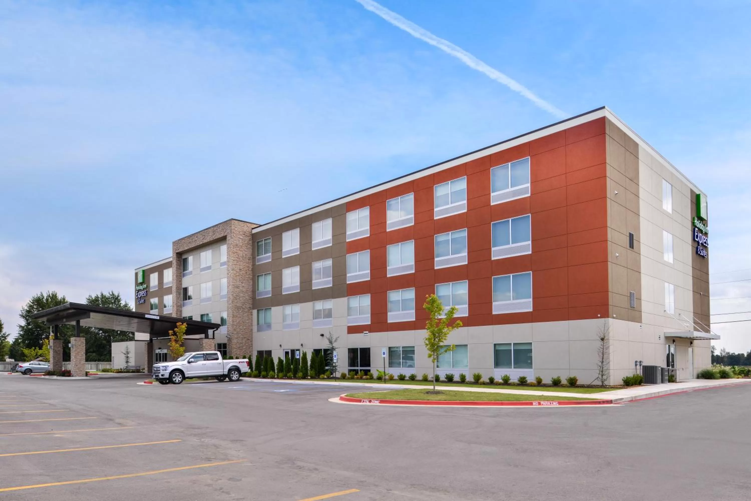 Property building in Holiday Inn Express & Suites - Siloam Springs by IHG