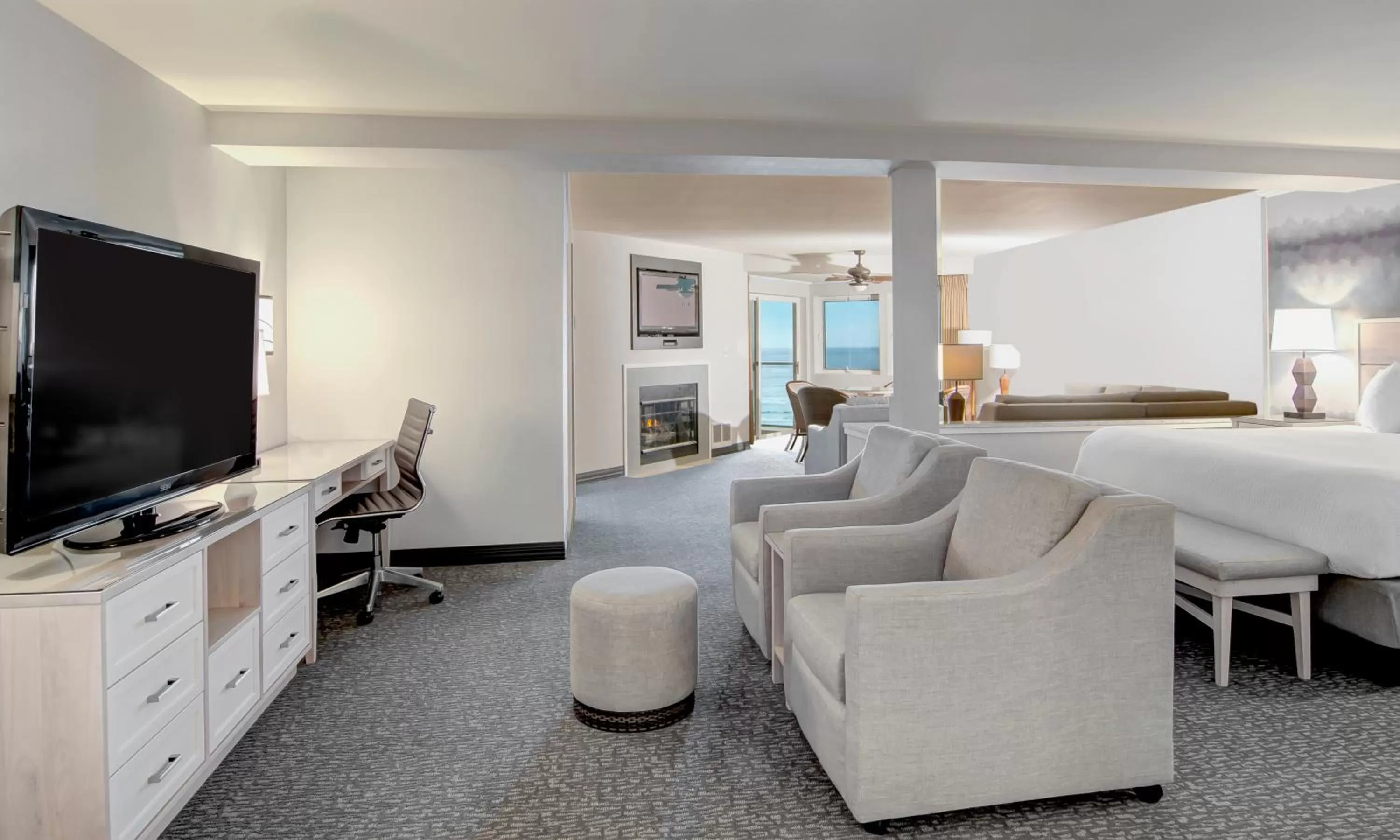 Seating area in Hallmark Resort - Newport