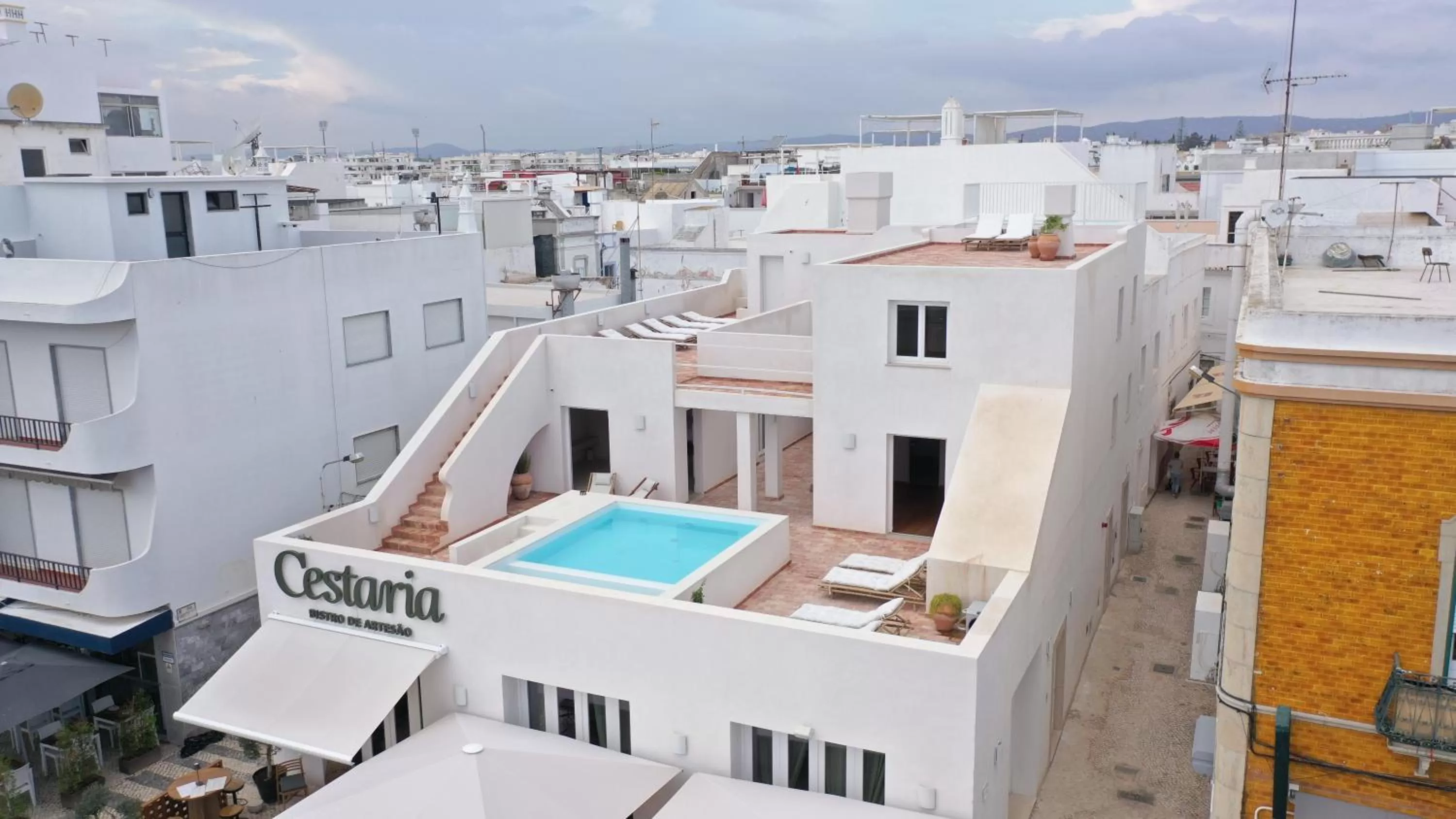 Pool View in Casa dos Mercados