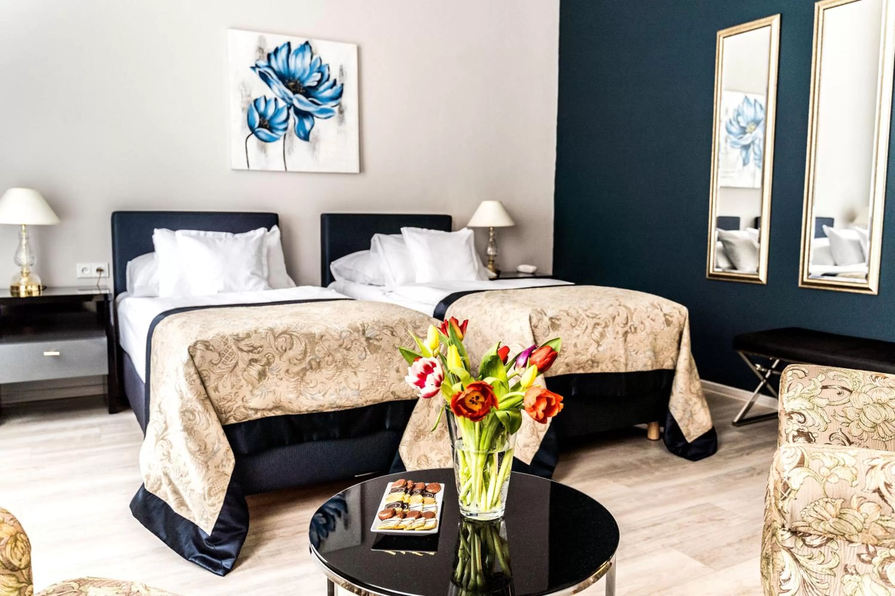 Photo of the whole room, Bed in Hotel Julian