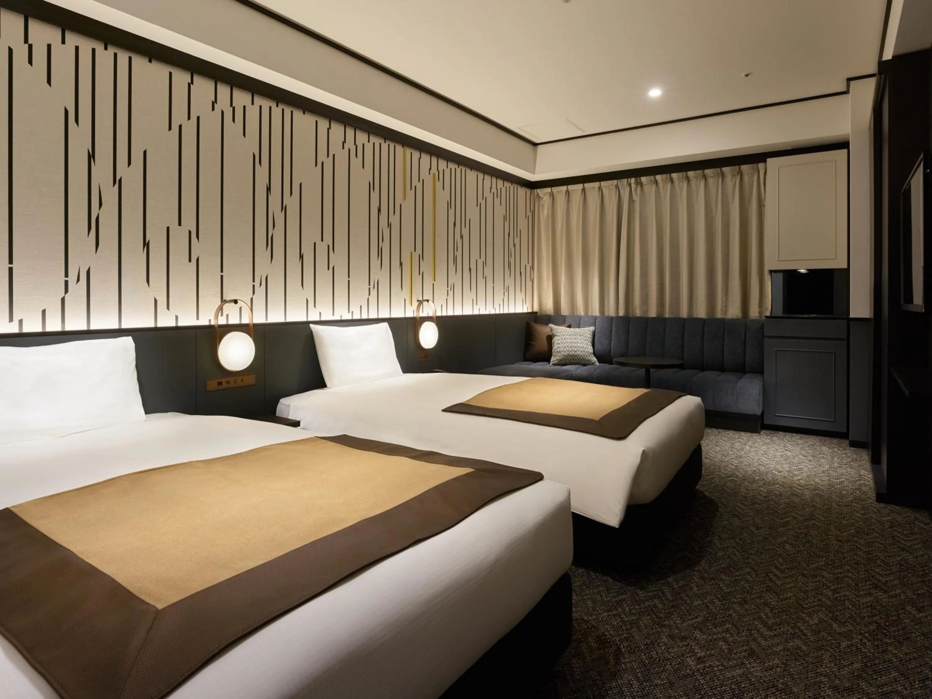 Superior Twin Room with Tokyo Tower View Non-Smoking in Mitsui Garden Hotel Shiodome Italia-gai - Tokyo