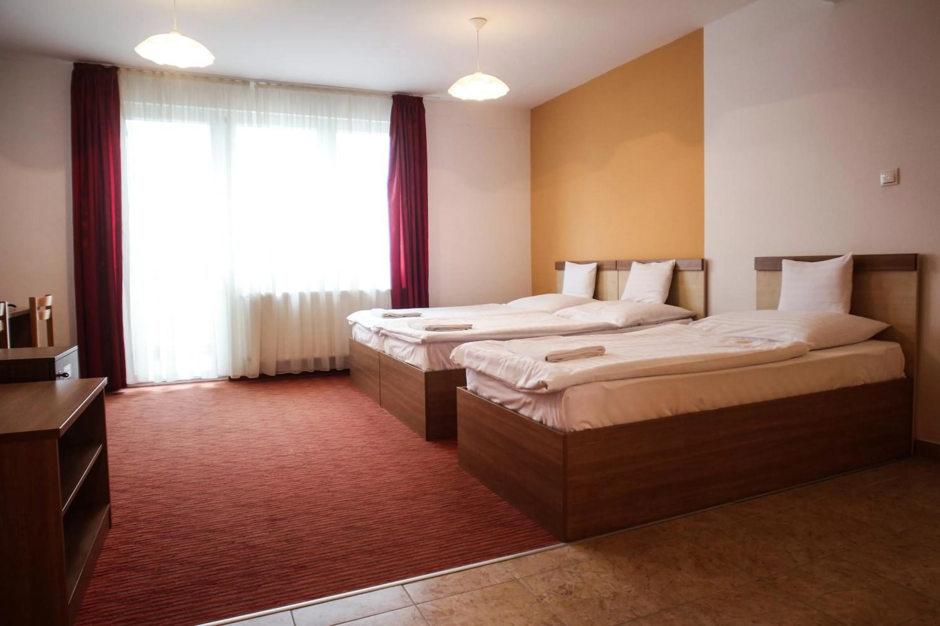 Bed in Silver Hotel Budapest City Center