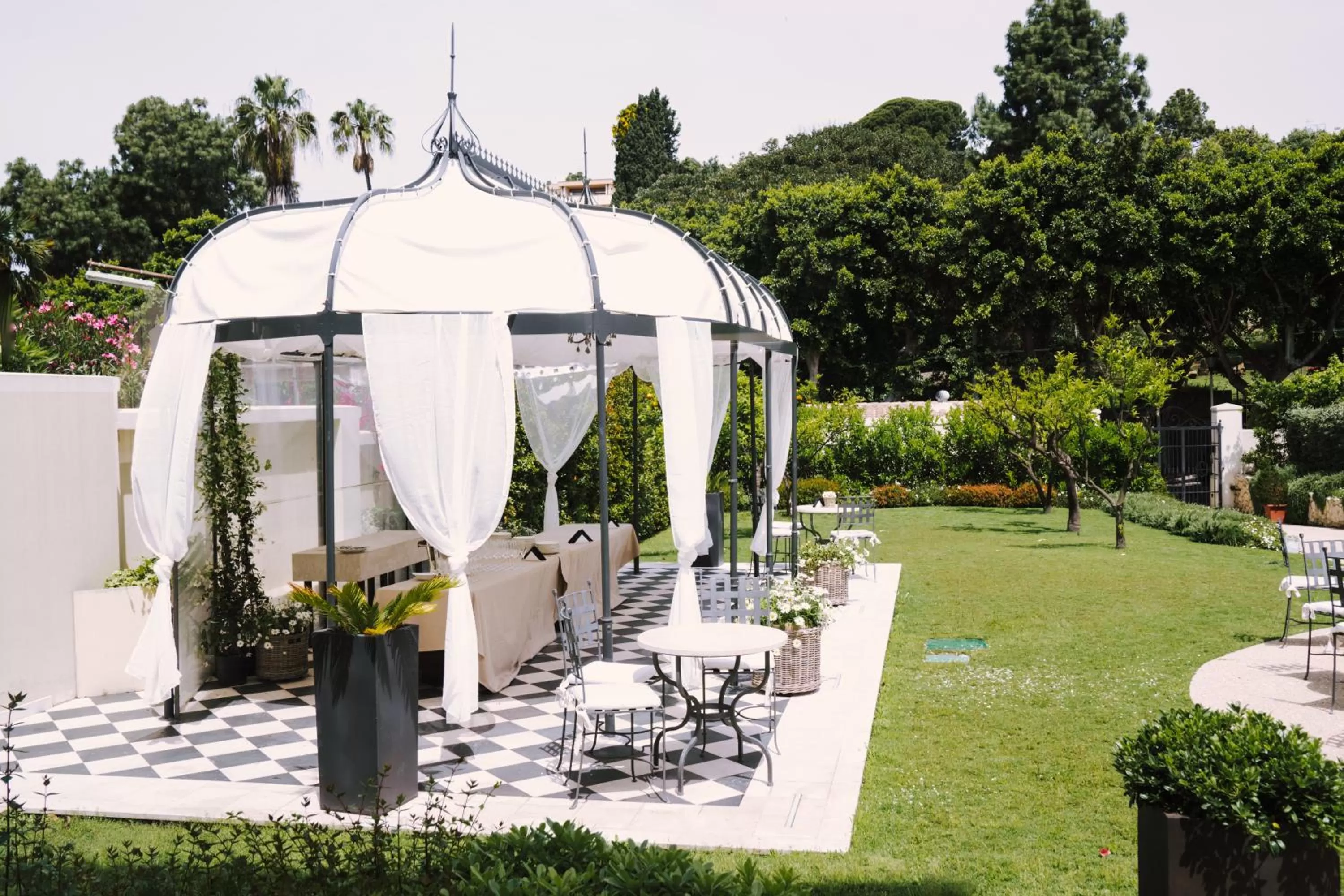 Garden view in Hotel Villa Fanny