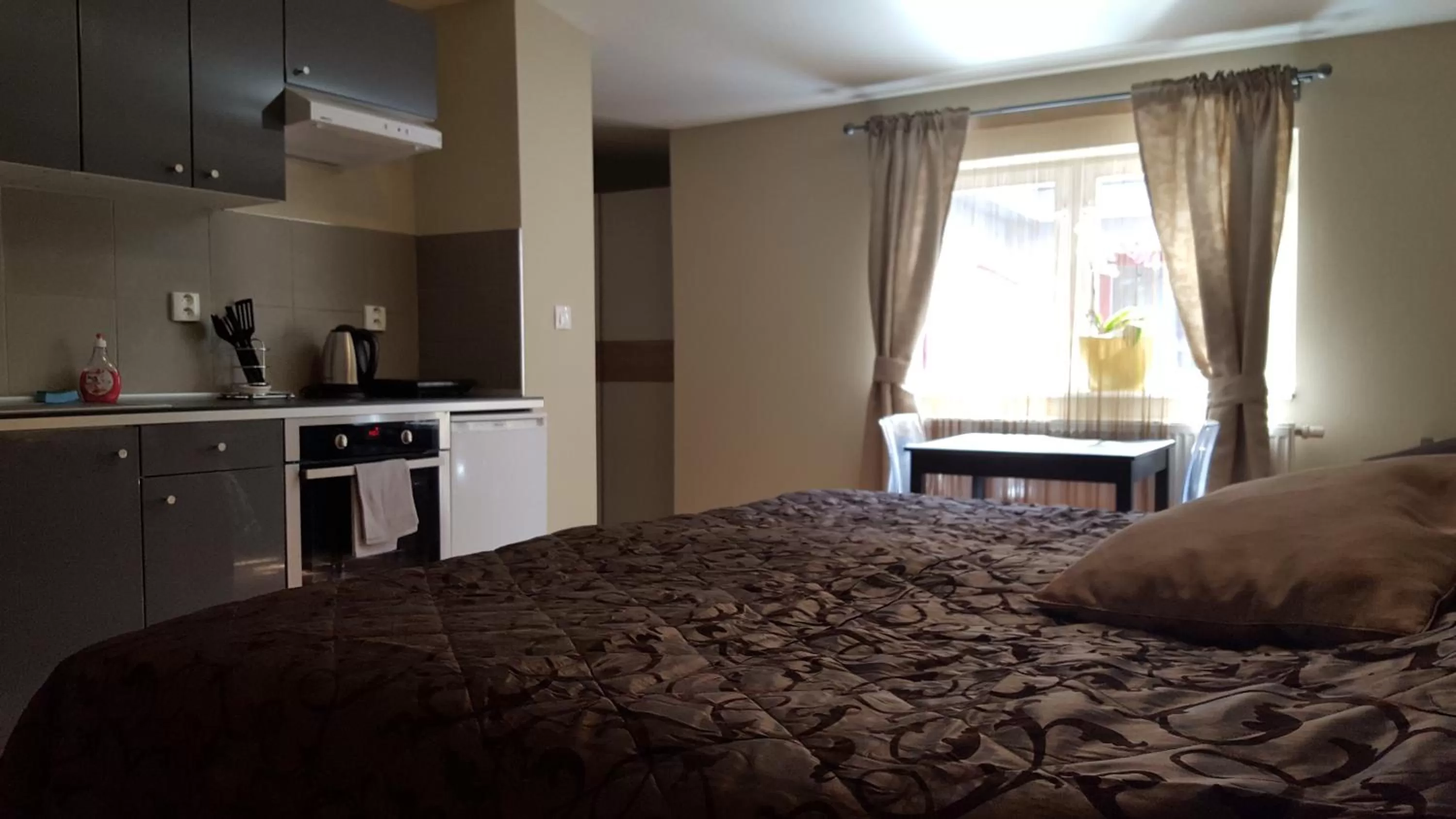 Day, Bed in Dům U pikové desítky